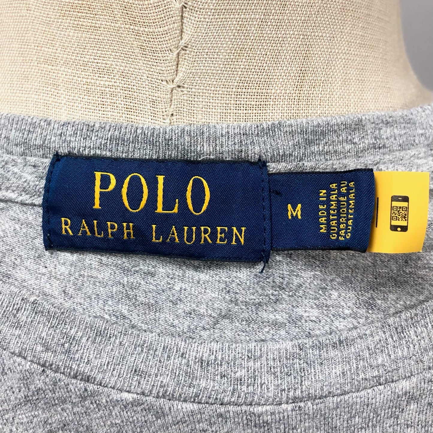 Camiseta cuello redondo Polo Ralph Lauren 🏇🏼 color gris con diseño de polo bear Talla M Entalle Regular (ver descripción)
