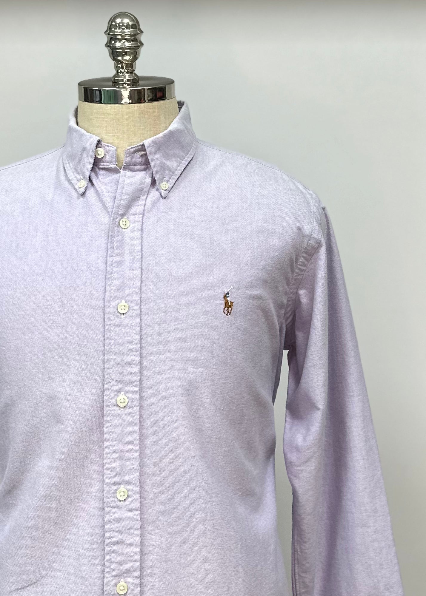 Camisa de botones Polo Ralph Lauren 🏇🏼 Oxford en color Lila Talla L Entalle Custom Fit