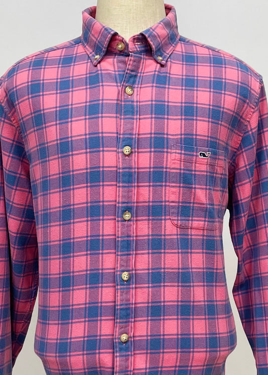 Camisa de botones Vineyard Vines 🐳 color rosado magenta de cuadros en color azul Talla XL Entalle Clásico