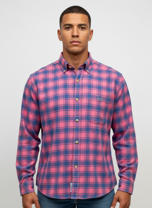 Camisa de botones Vineyard Vines 🐳 color rosado magenta de cuadros en color azul Talla XL Entalle Clásico