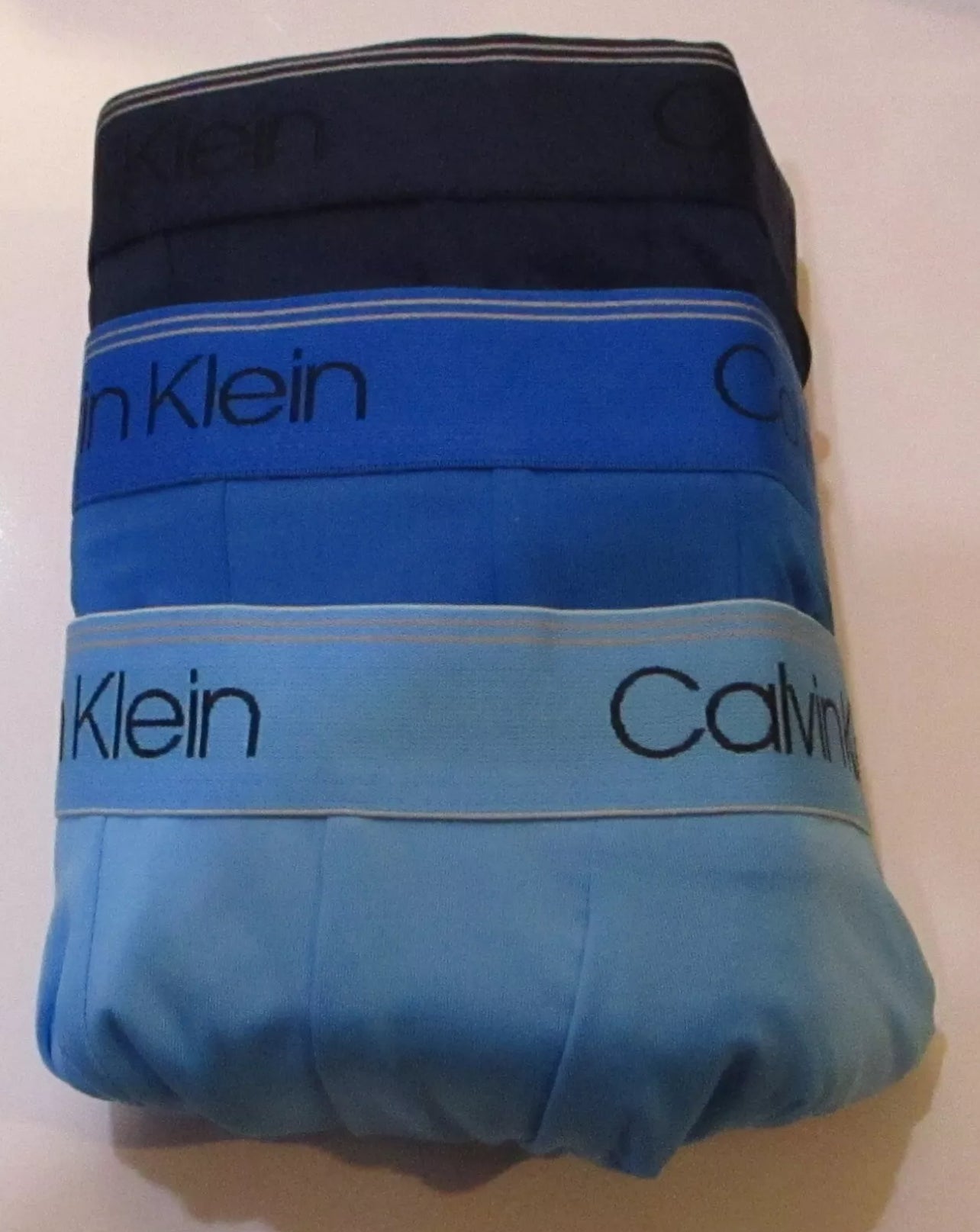 Paquete de 3 Calzoncillos tipo Boxer Calvin Klein de Microfibra Stretch - Tela ligera en Talla XXL