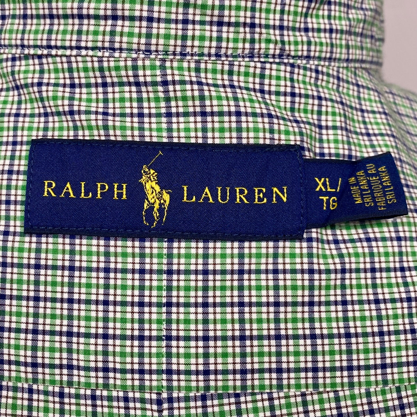 Camisa Polo Ralph Lauren 🏇🏼 Color blanco de cuadros en color verde y azul Talla XL Entalle Regular