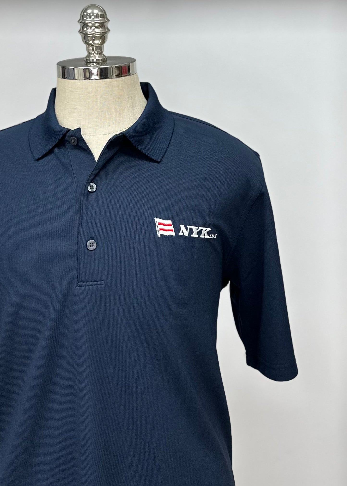 Camiseta Polo Greg Norman ⛳️ Tela performance color azul navy Talla L Entalle Regular