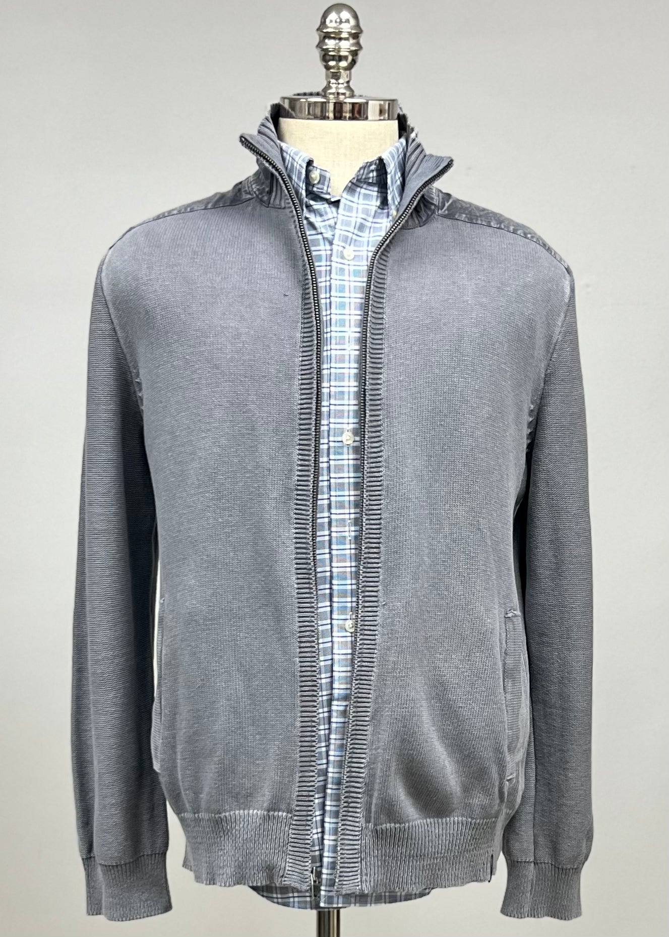 Sueter Jersey Calvin Klein 🇺🇸 color gris con zipper completo Talla L