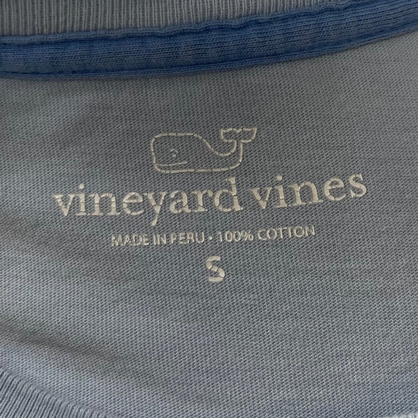 Camiseta de bolsillo Vineyard Vines 🐳 color azul de dos tonos con Diseño de ballena en blanco Talla Small