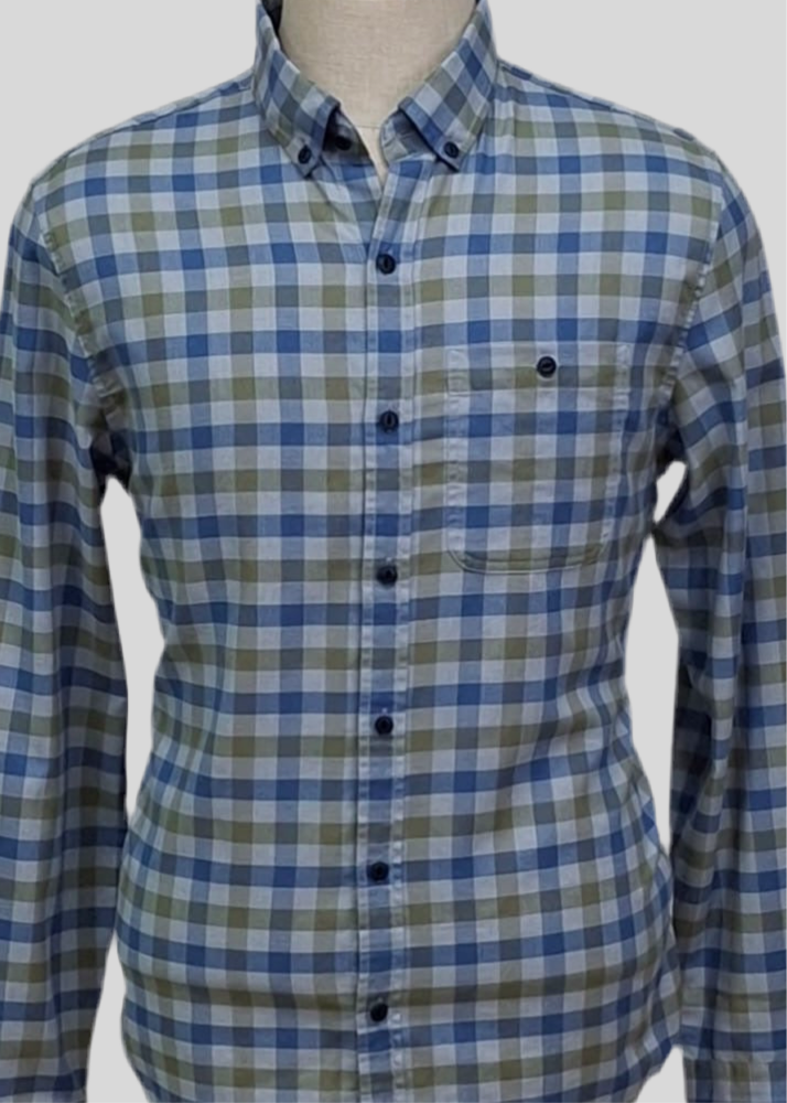 Camisa de botones Vineyard Vines 🐳 de cuadros en color azul, verde oscuro y gris Talla M Entalle Slim Fit