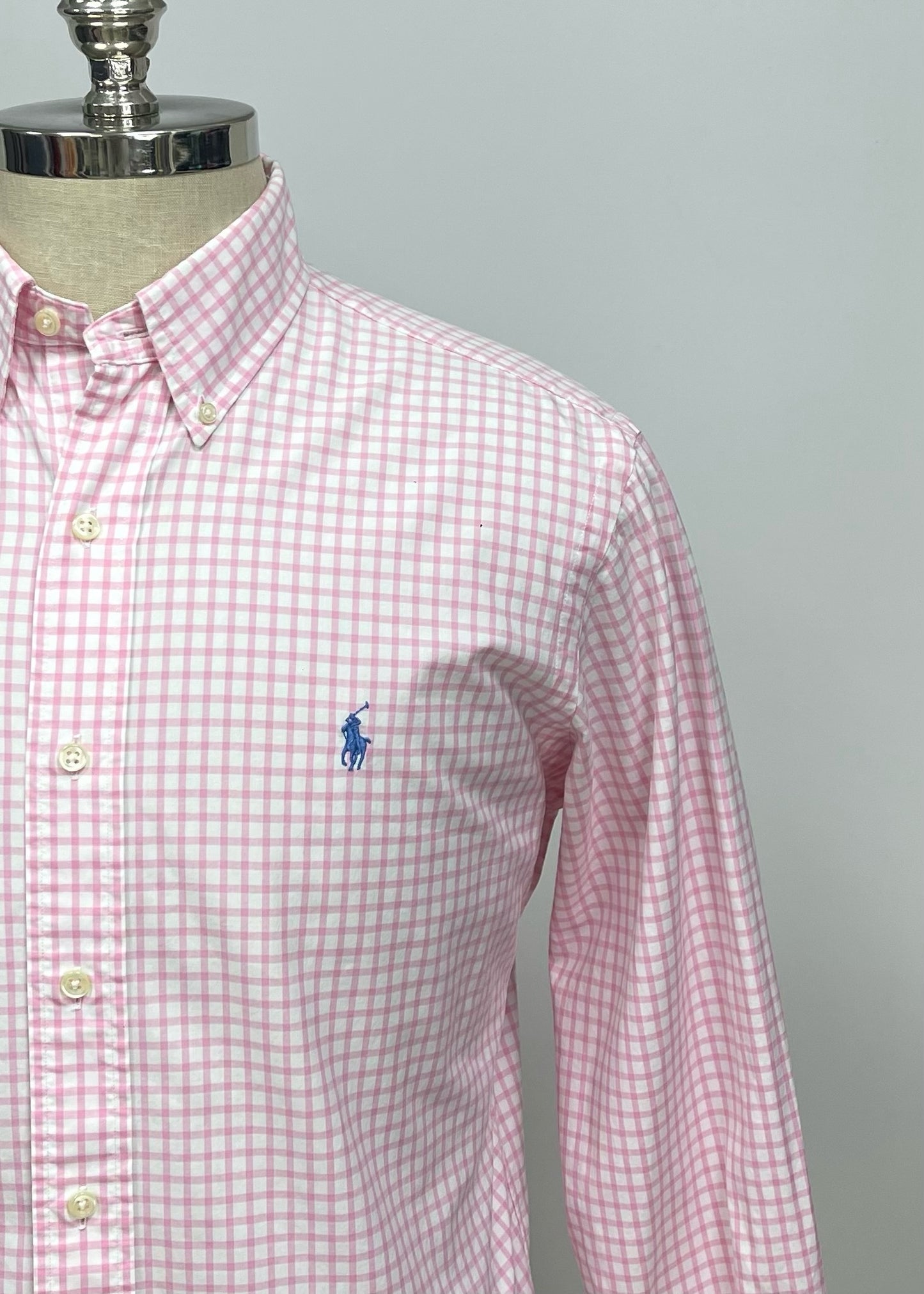 Camisa Polo Ralph Lauren 🏇🏼 color blanco con patron de cuadros rosado Talla M Entalle Clásico