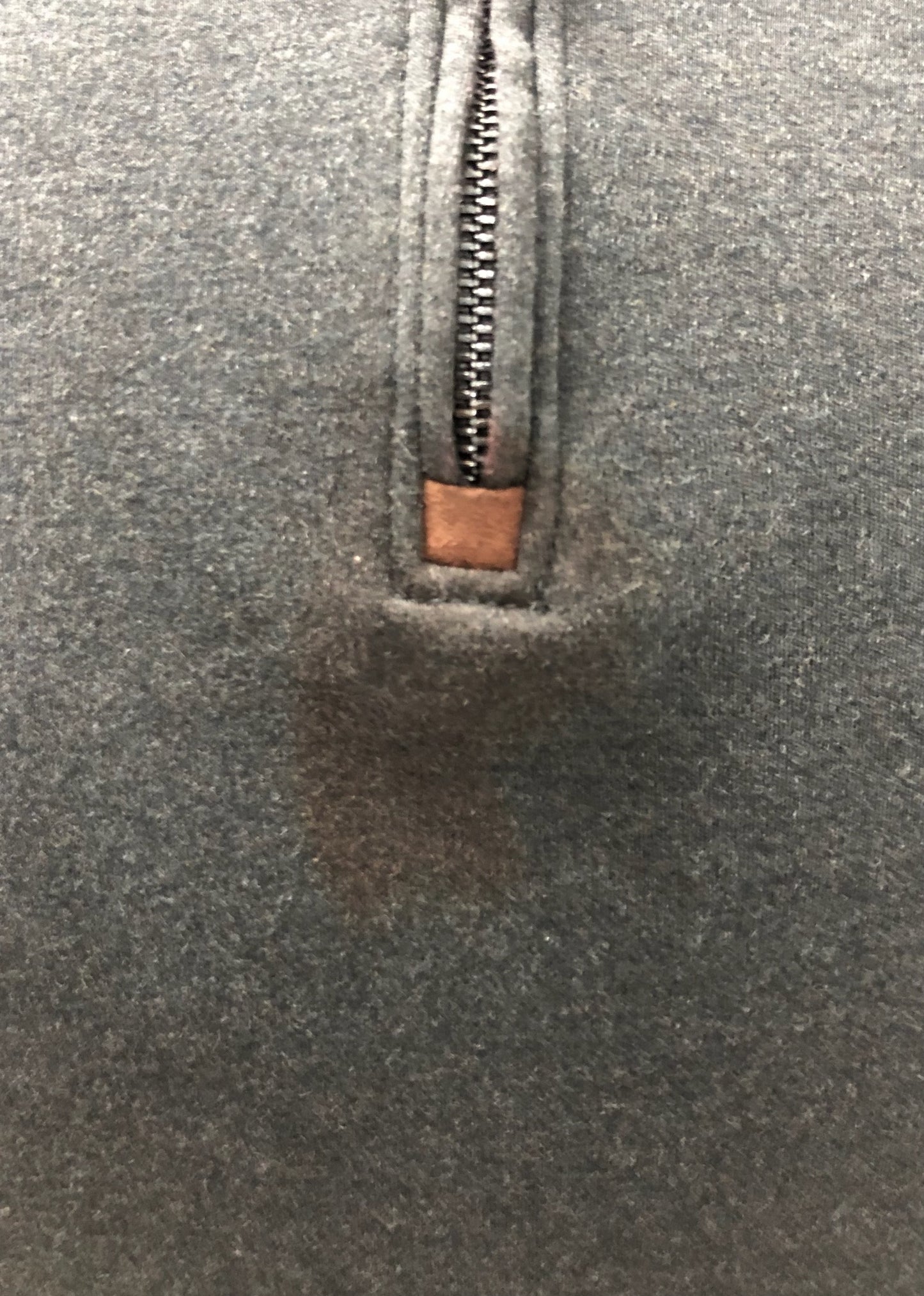 Sueter Jersey Polo Ralph Lauren 🏇🏼 color gris oscuro con logo en rojo Talla L (ver descripción)