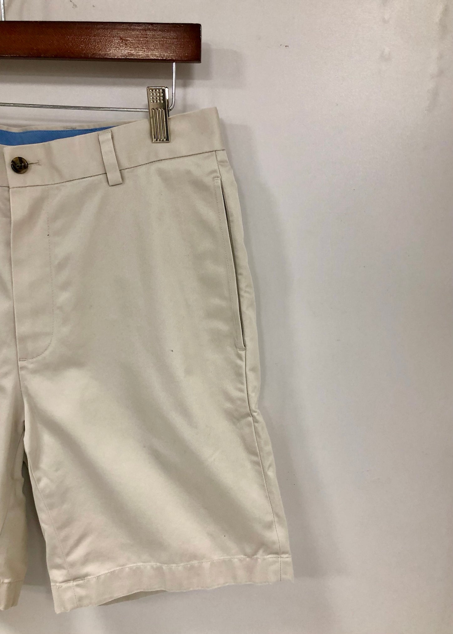 Short Casual Brooks Brothers 🐑  color Kaki claro talla 32