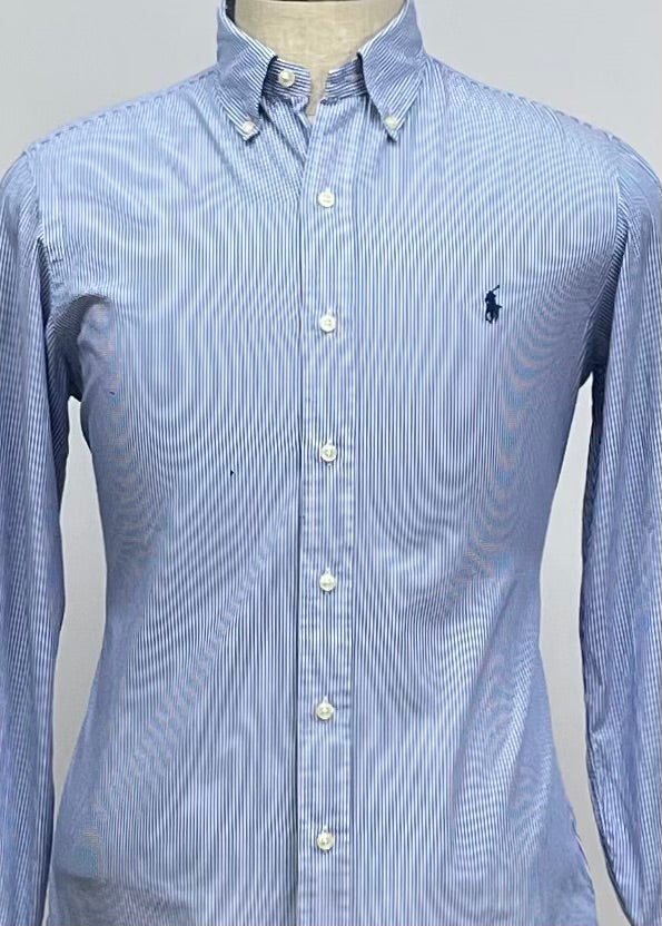 Camisa Polo Ralph Lauren 🏇🏼 con patron de finas rayas azul y blanco Talla S Entalle Regular (ver descripción)