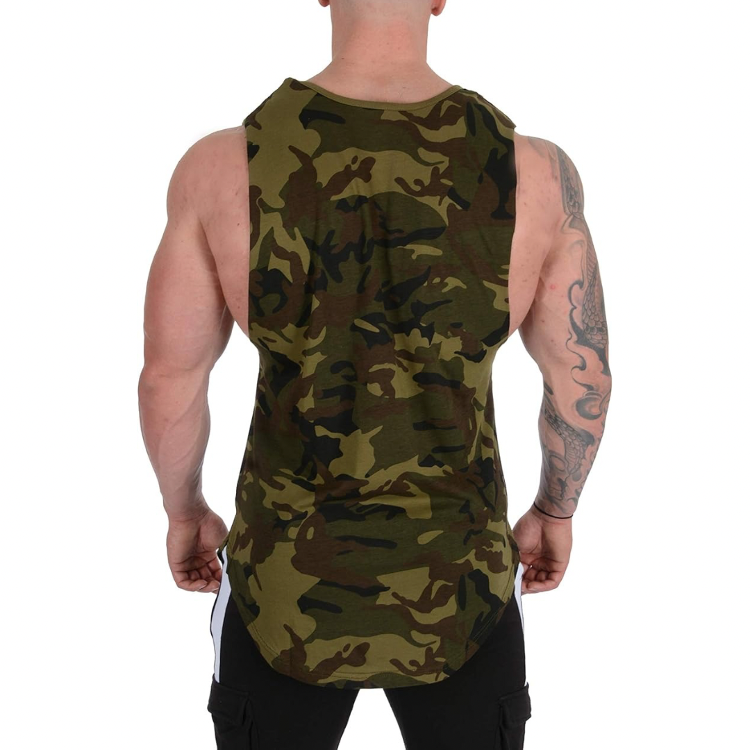 Camiseta de entrenamiento sin mangas YoungLA 🏋🏽 diseño de camuflaje en color verde oliva y logo en blanco Talla L