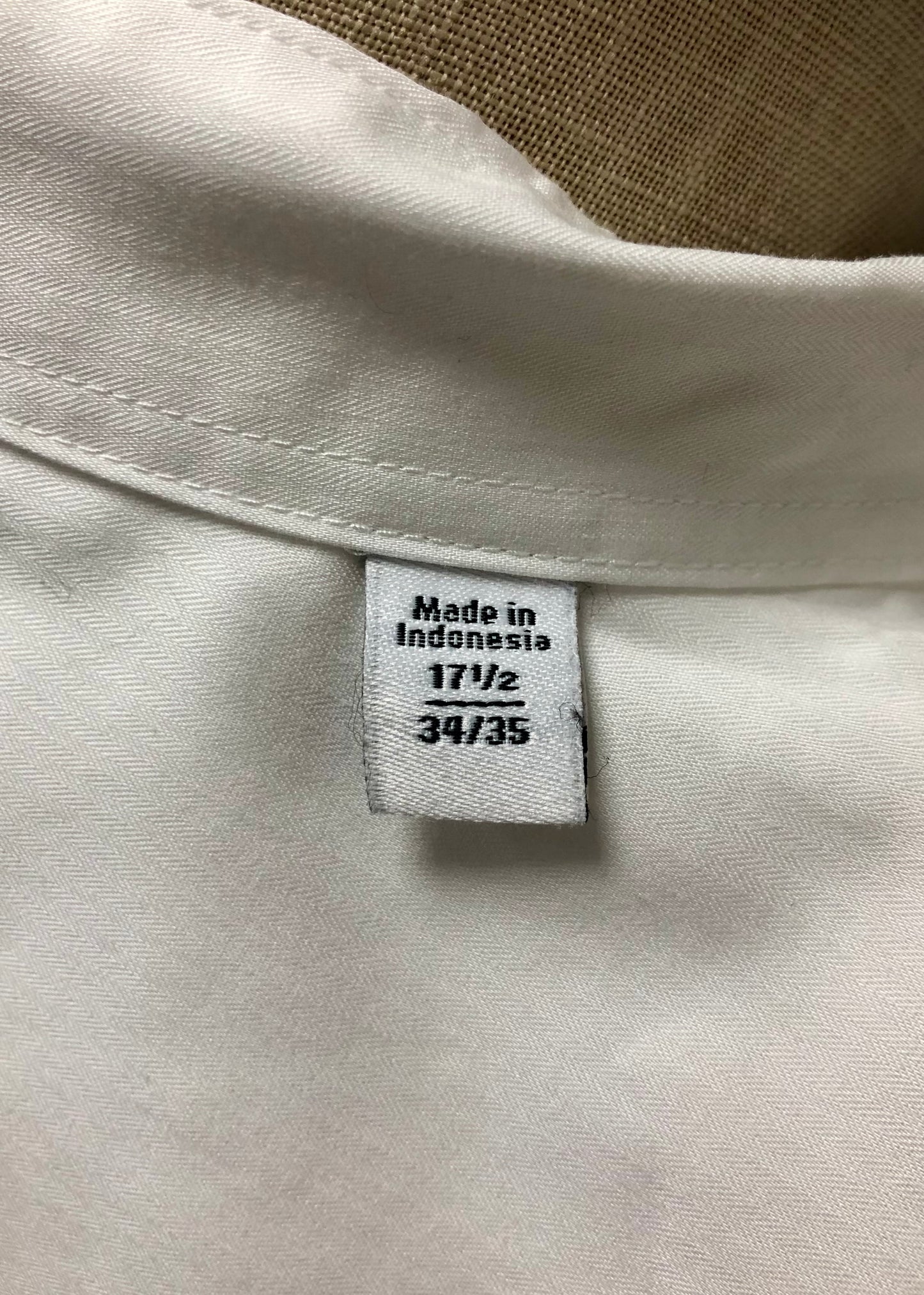 Camisa de botones Calvin Klein 🇺🇸 Non Iron color blanco Talla XL Entalle Regular