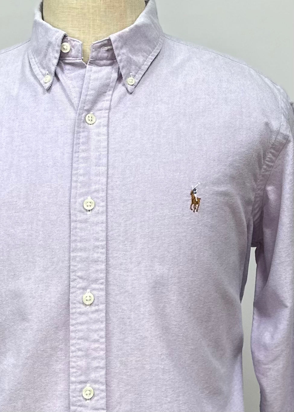 Camisa de botones Polo Ralph Lauren 🏇🏼 Oxford en color Lila Talla L Entalle Custom Fit