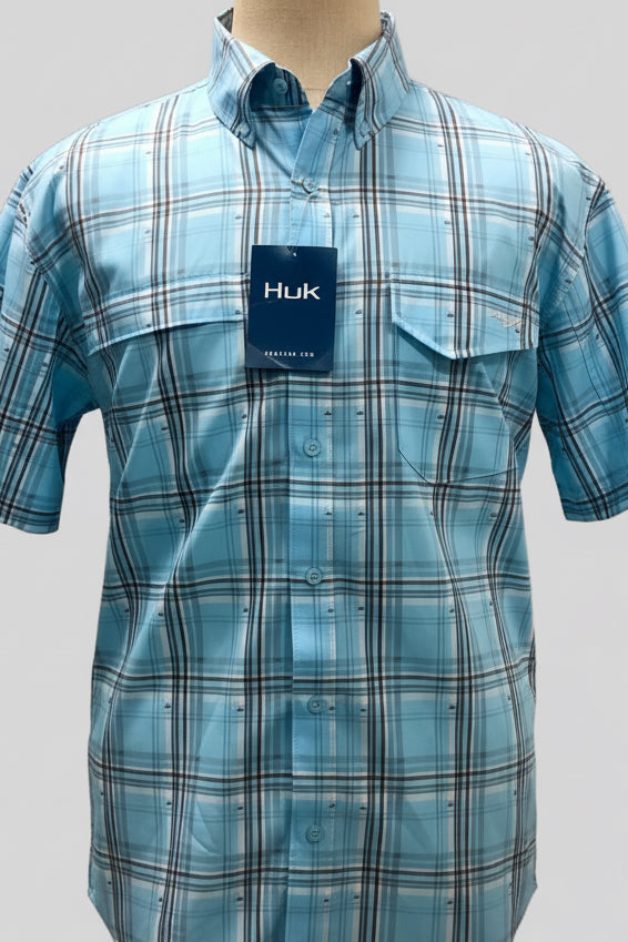 Camisa de botones Huk 🐠 de cuadros en celeste, negro y blanco Manga corta Talla L