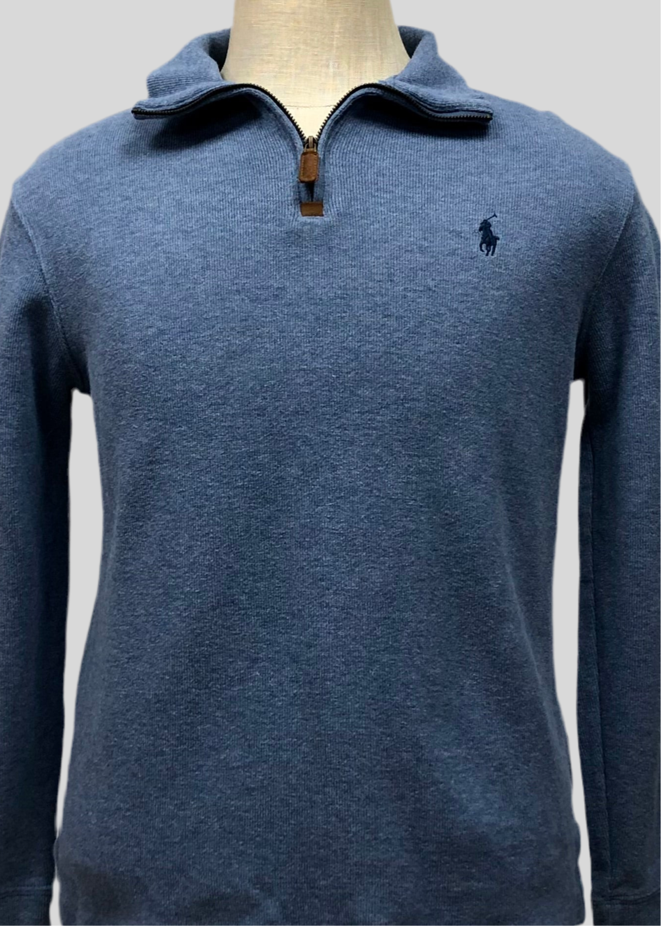 Sueter Jersey Polo Ralph Lauren 🏇🏼 color azul claro con logo en azul Talla S