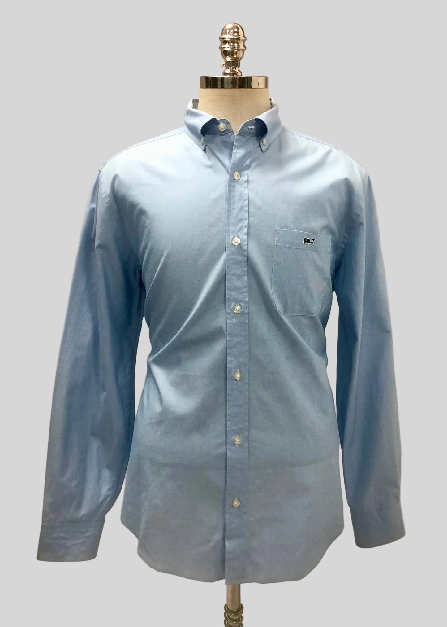 Camisa de botones Vineyard Vines 🐳 en color celeste Talla L Entalle Clásico