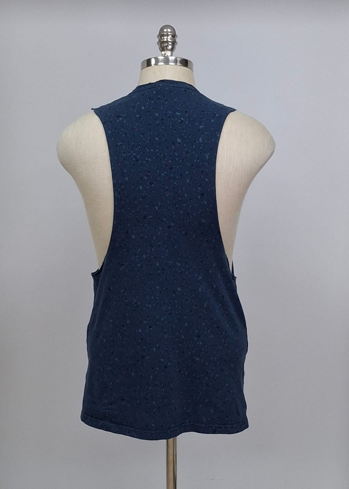 Camiseta de entrenamiento sin mangas Gymshark 🏋🏽 Diseño en color azul, celeste y negro Talla M