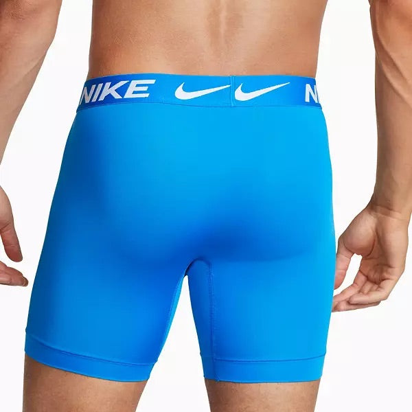 Paquete de 3 Calzoncillos tipo Boxer Nike Essential Micro - Tela dry-fit en Talla S y M