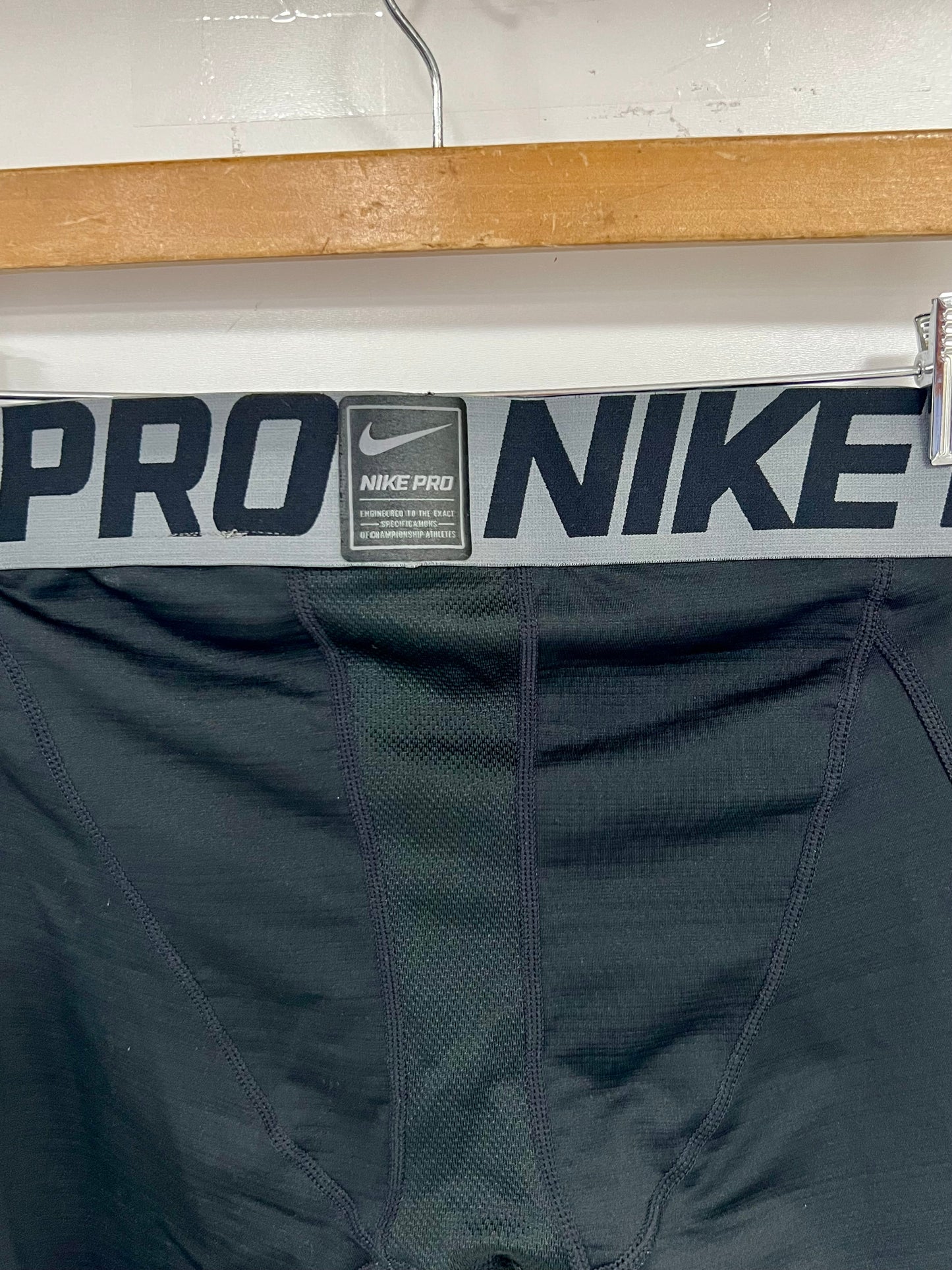 Malla de entrenamiento licra Nike ✔️ Pro Dri-FIT para hombre en Color negro cintura gris Talla XL