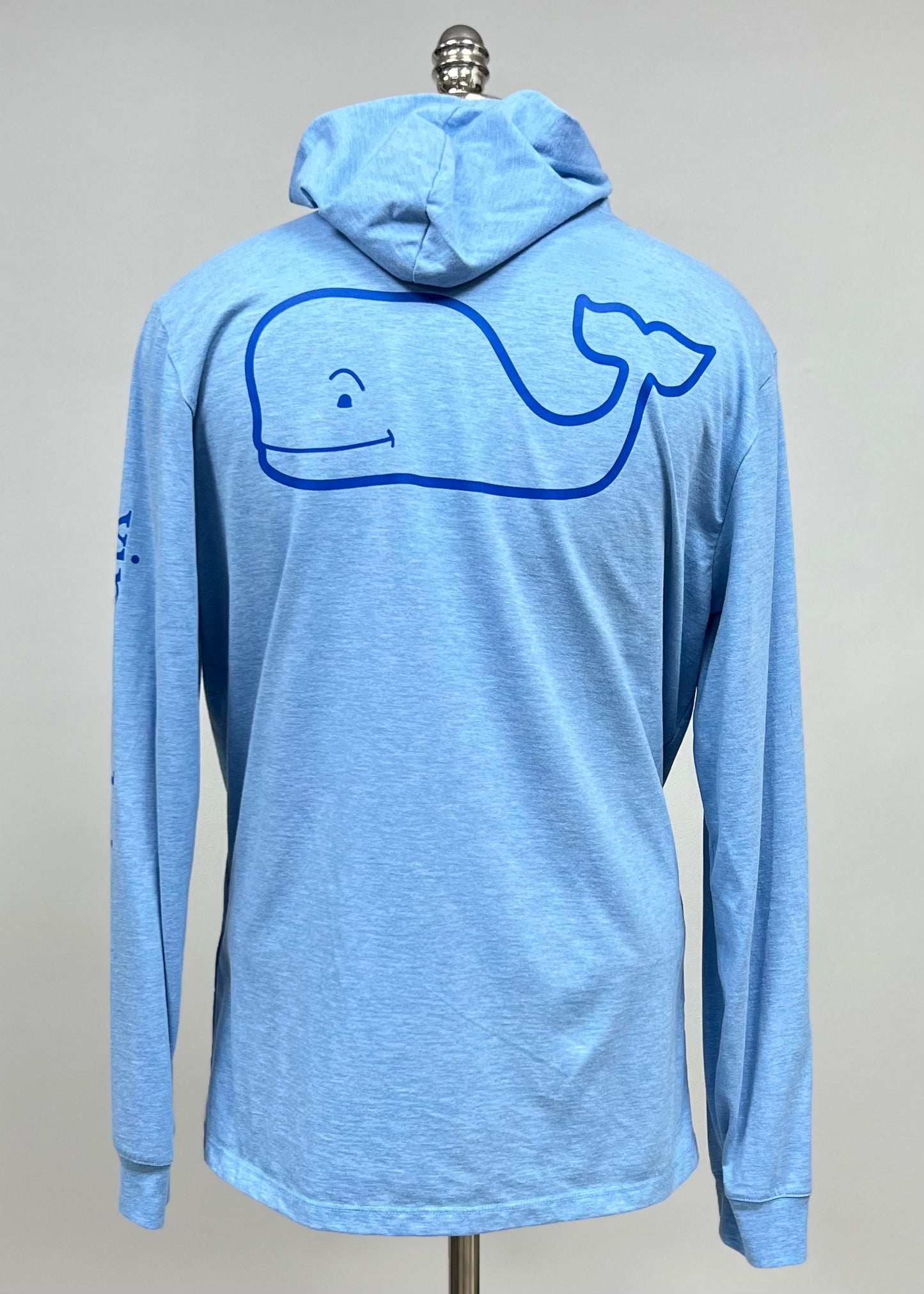 Camiseta con capucha Vineyard Vines 🐳 color celeste con logo de Ballena en bolsillo Talla Medium