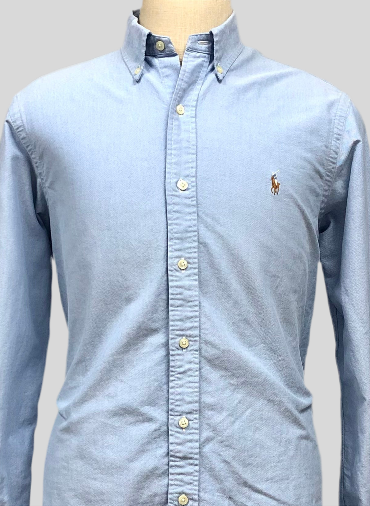 Camisa de botones Polo Ralph Lauren 🏇🏼 Oxford en color celeste Talla L Entalle Custom Fit