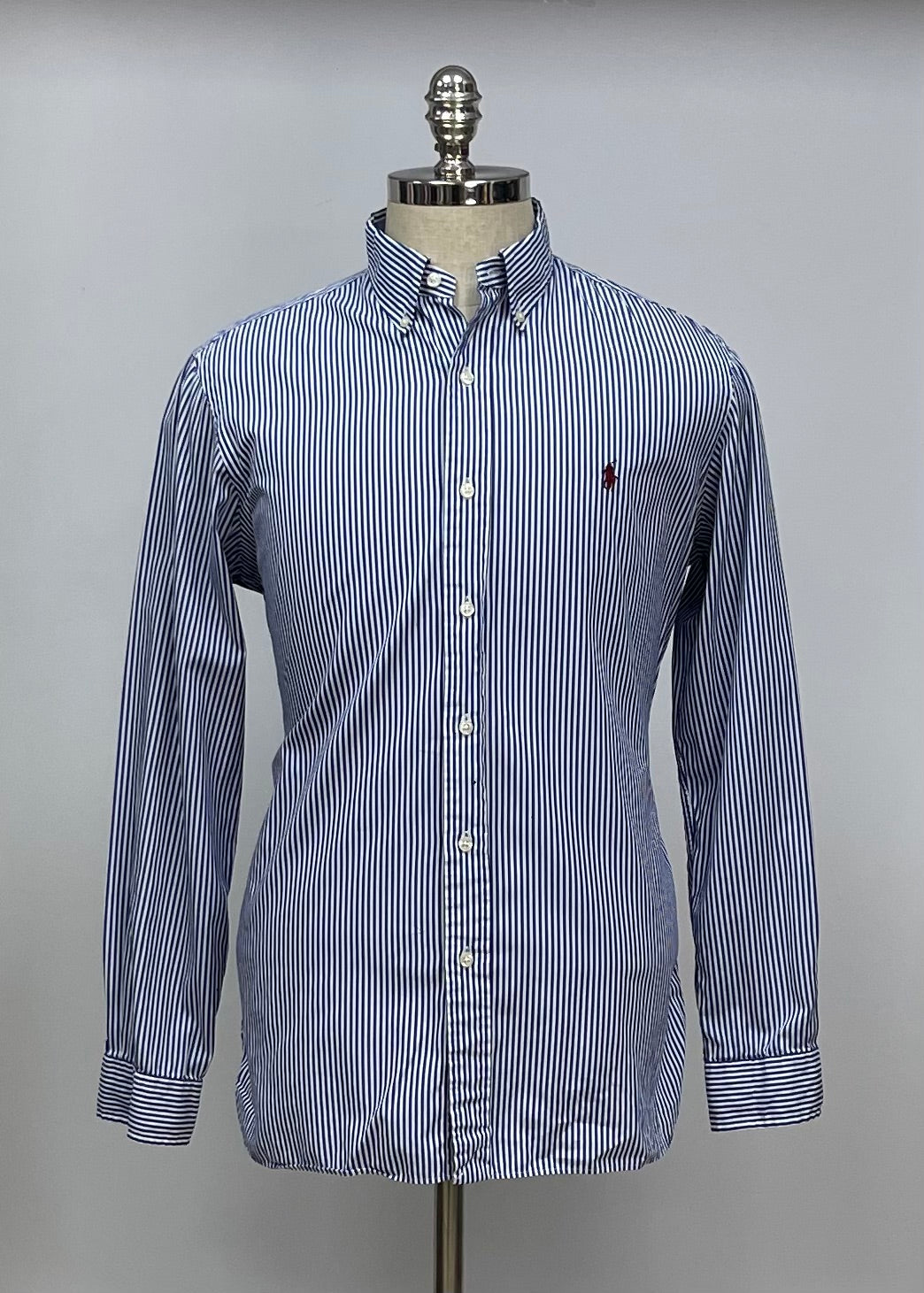 Camisa Polo Ralph Lauren 🏇🏼 con patron de rayas en color azul y blanco Talla M Entalle Regular (ver descripción)