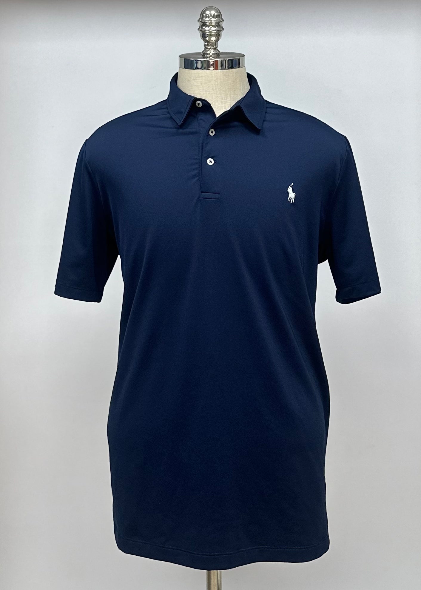 Camiseta Polo Ralph Lauren 🏇🏼 Tela performance color azul navy Talla L Entalle Regular