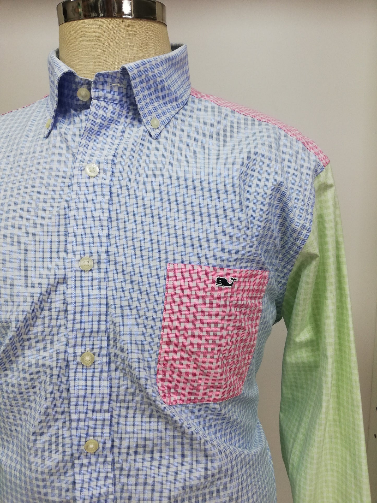 Camisa de botones Vineyard Vines 🐳 con patrón de cuadros multicolor Talla XL Entalle Slim Fit