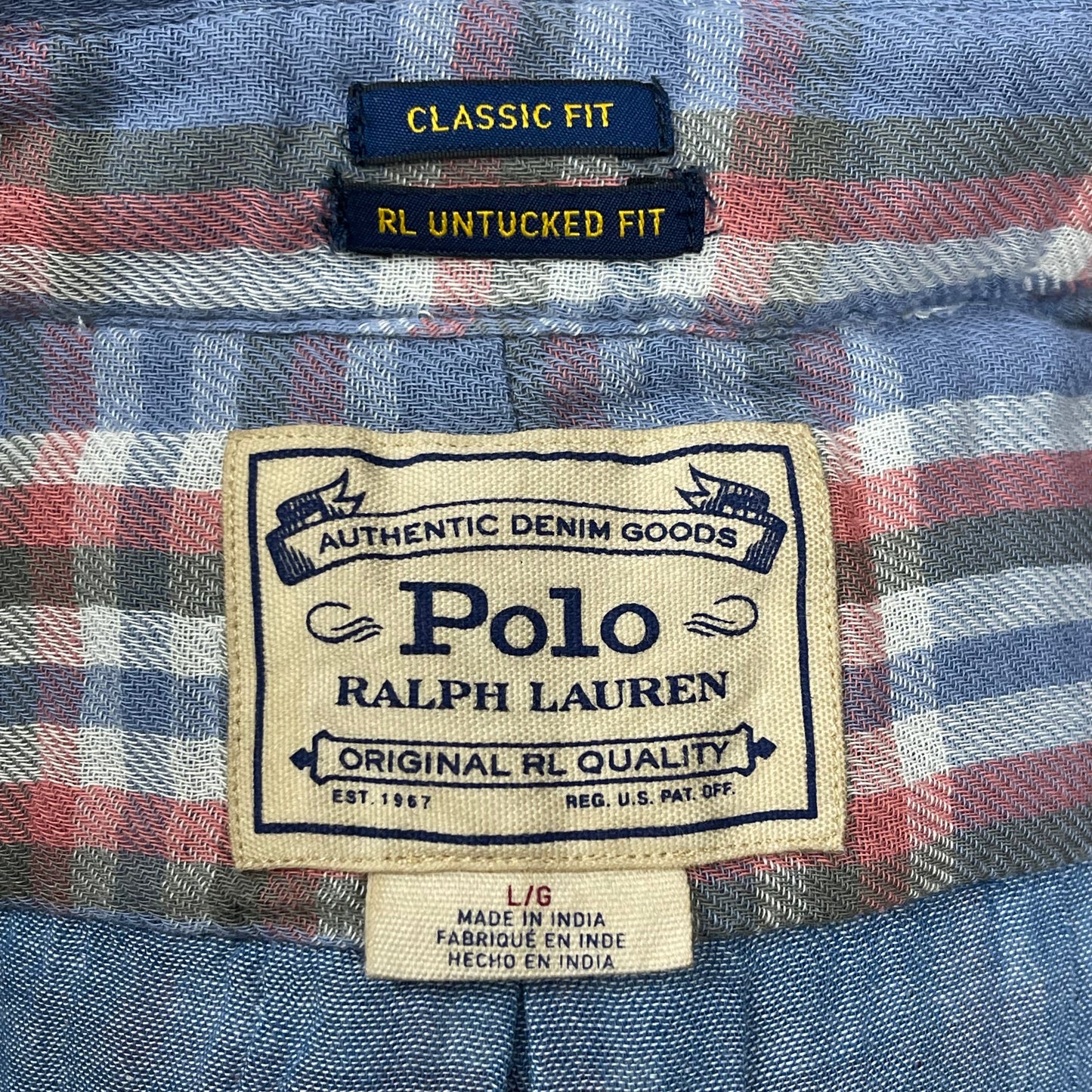 Camisa Polo Ralph Lauren 🏇🏼 color celeste con patrón de cuadros en rojo y blanco Talla L Entalle Regular