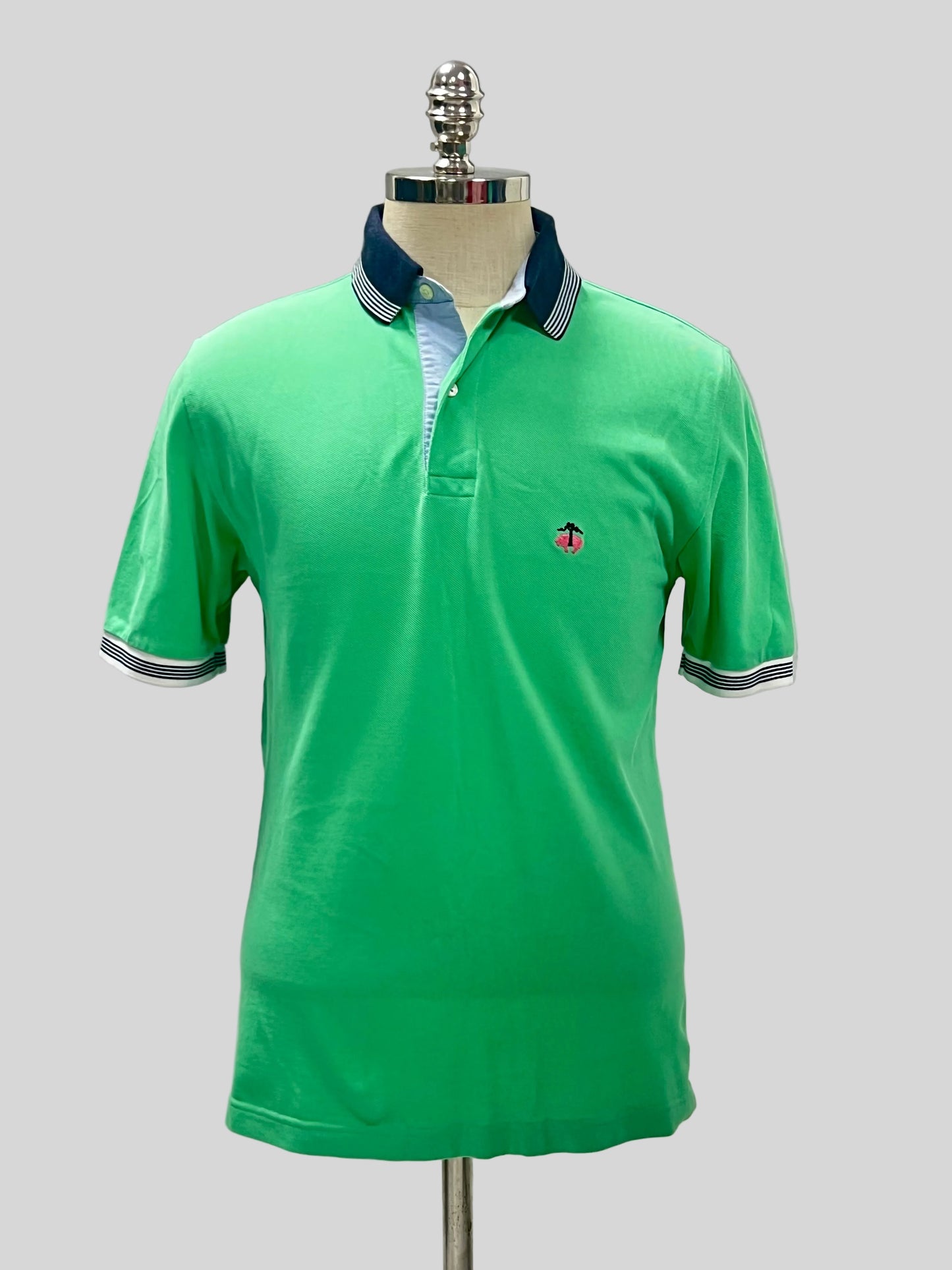 Camiseta Polo Brooks Brothers 🐑 color verde y cuello azul Talla S Entalle Regular