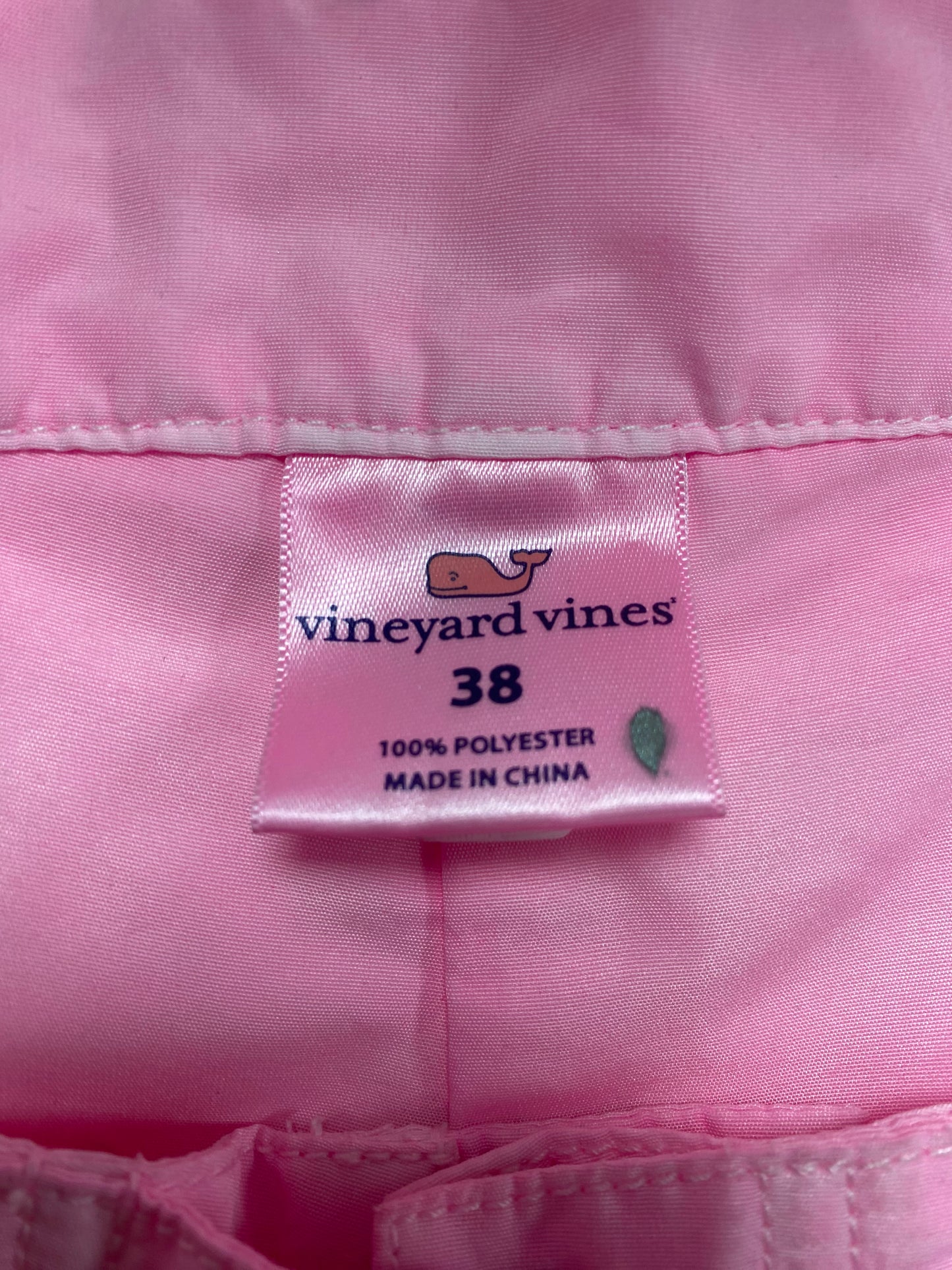 Short de baño Vineyard Vines 🐳 en color rosado neon Talla 38 (XL)