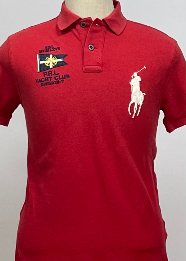 Camiseta Polo Ralph Lauren 🏇🏼 color rojo con logo big pony blanco Talla M Entalle Custom Fit (ver descripción)