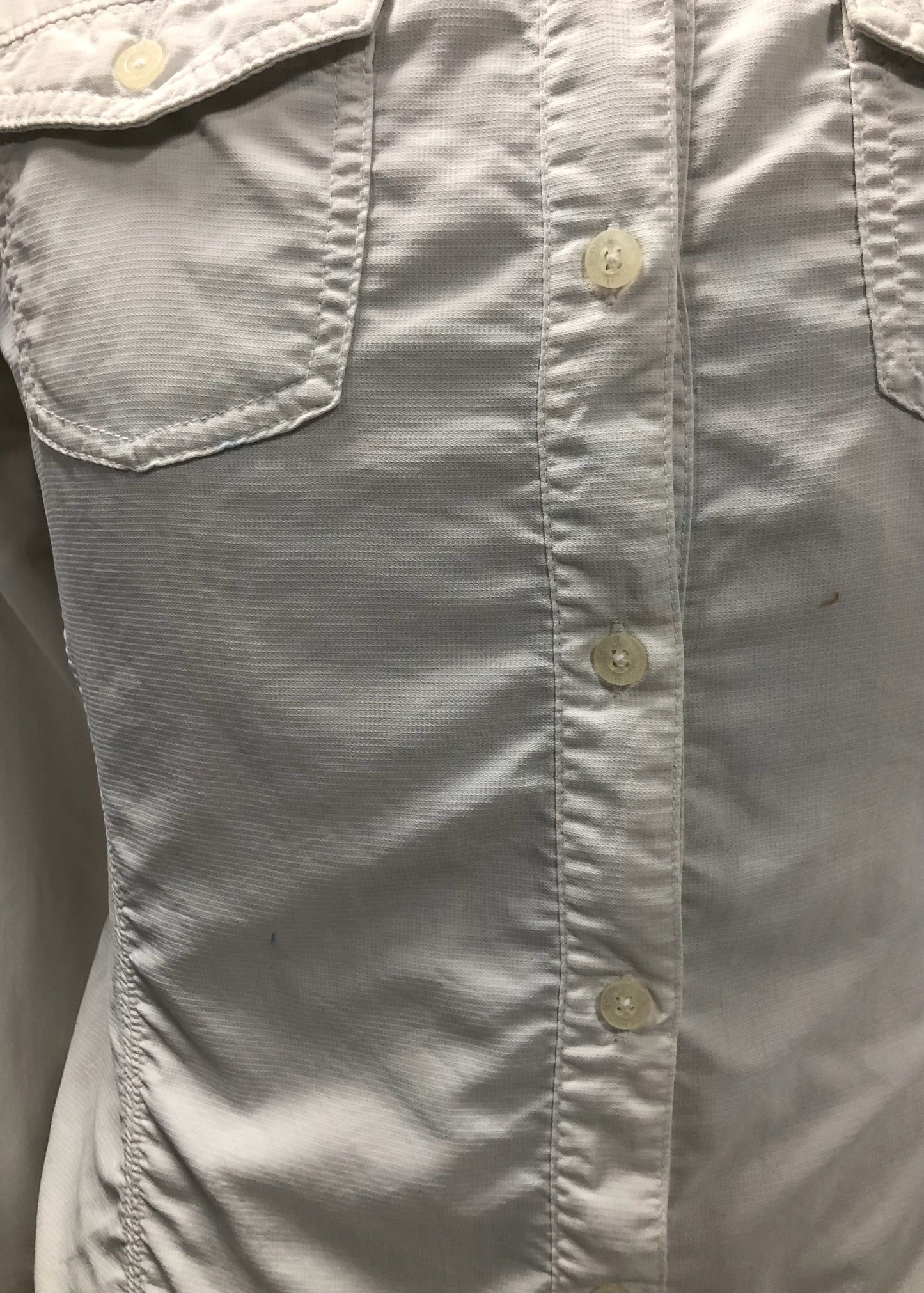 Camisa de mujer Columbia 🔹color gris claro con Omni Shade Manga larga Talla S (ver descripción)