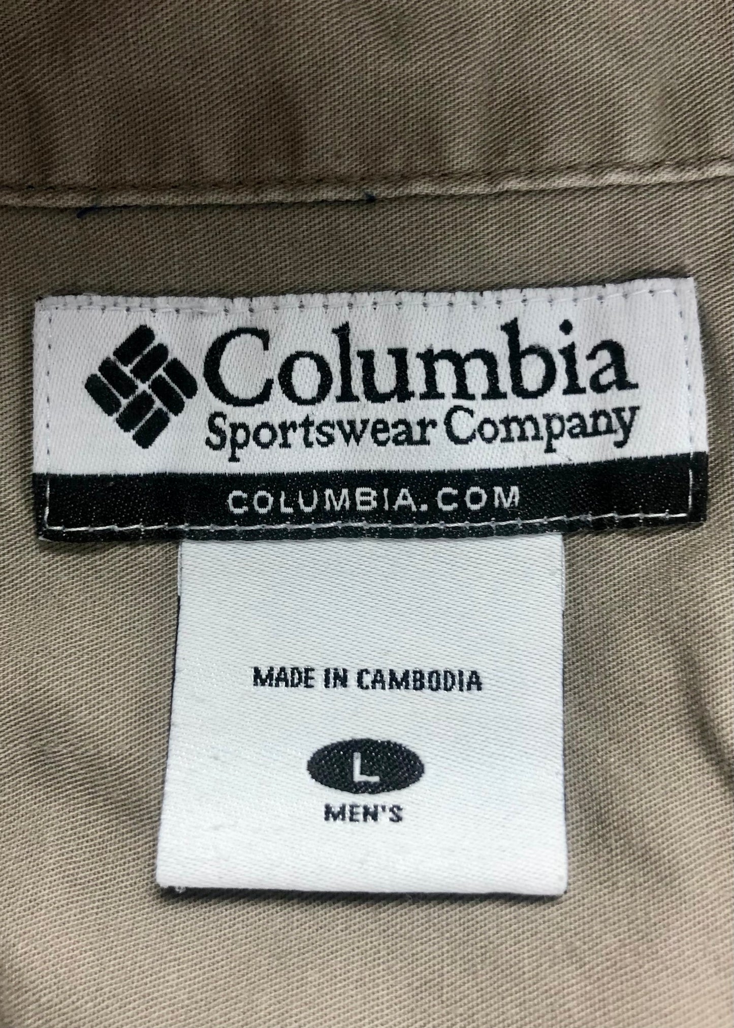 Camisa de botones Columbia 🔹 con patrón de cuadros en color azul, kaki y blanco Talla L