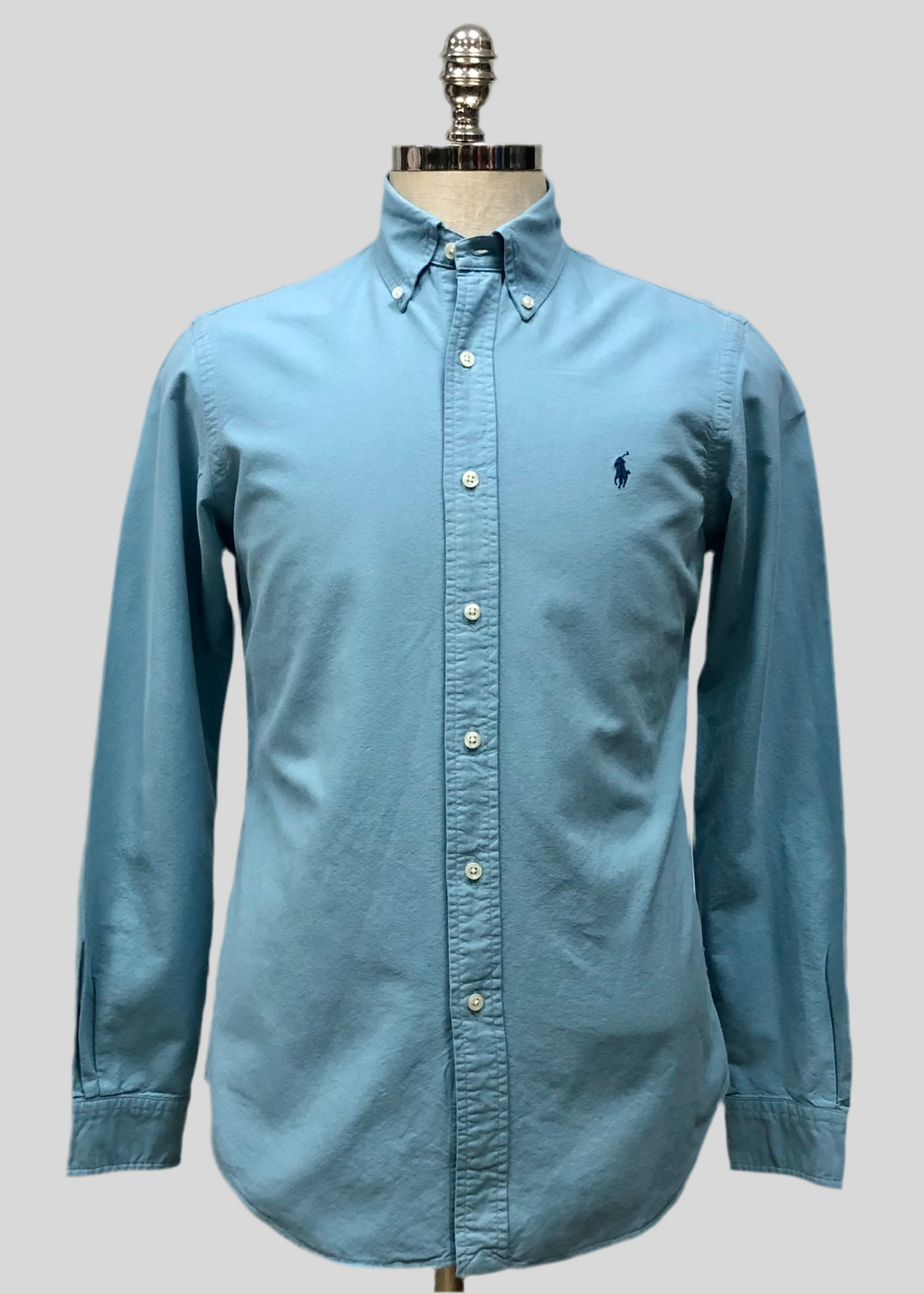 Camisa de botones Polo Ralph Lauren 🏇🏼 Oxford en color celeste oscuro Talla S Entalle regular