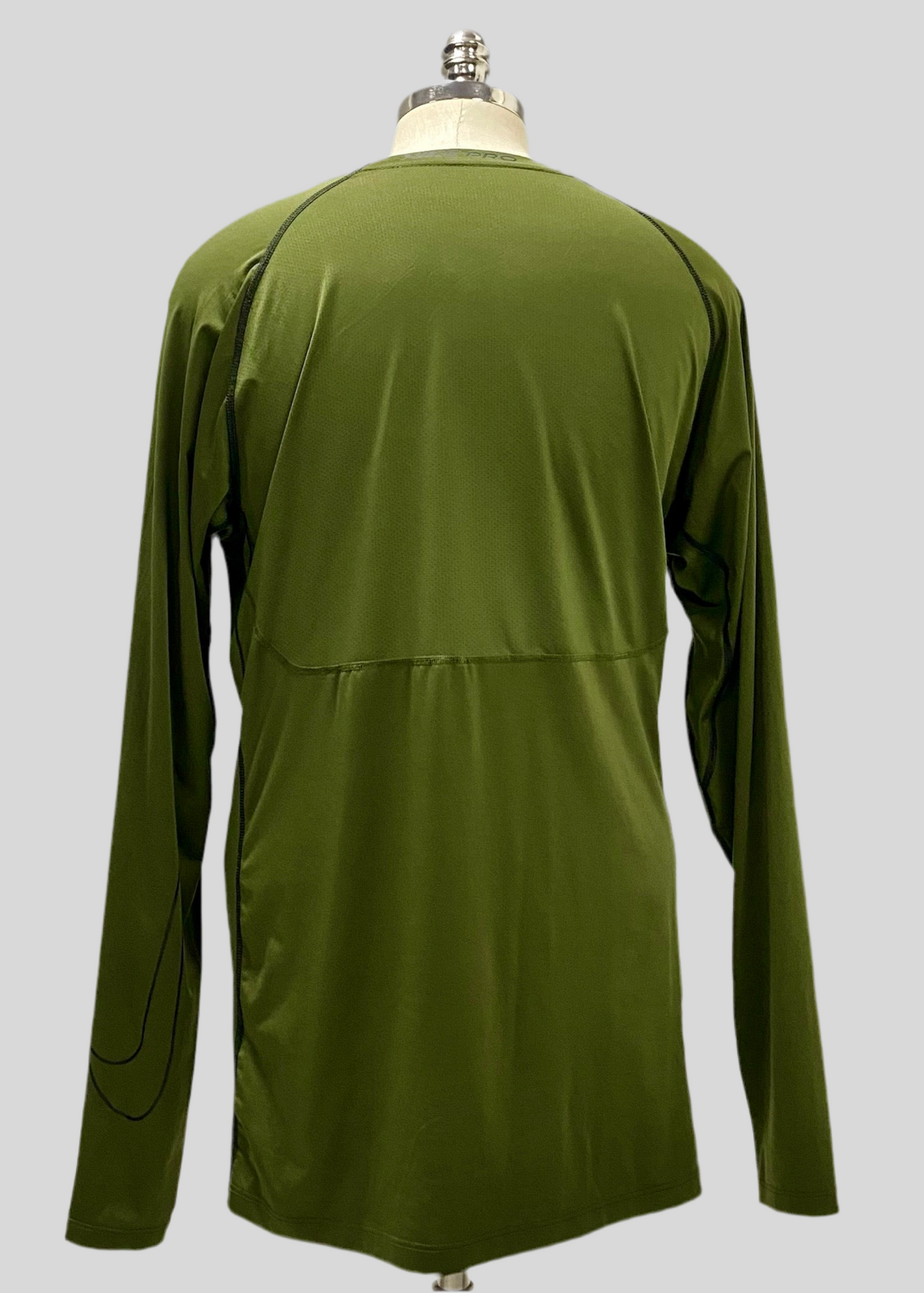 Camiseta de entrenamiento cuello redondo Nike ✔️ color verde oliva manga larga Talla XL