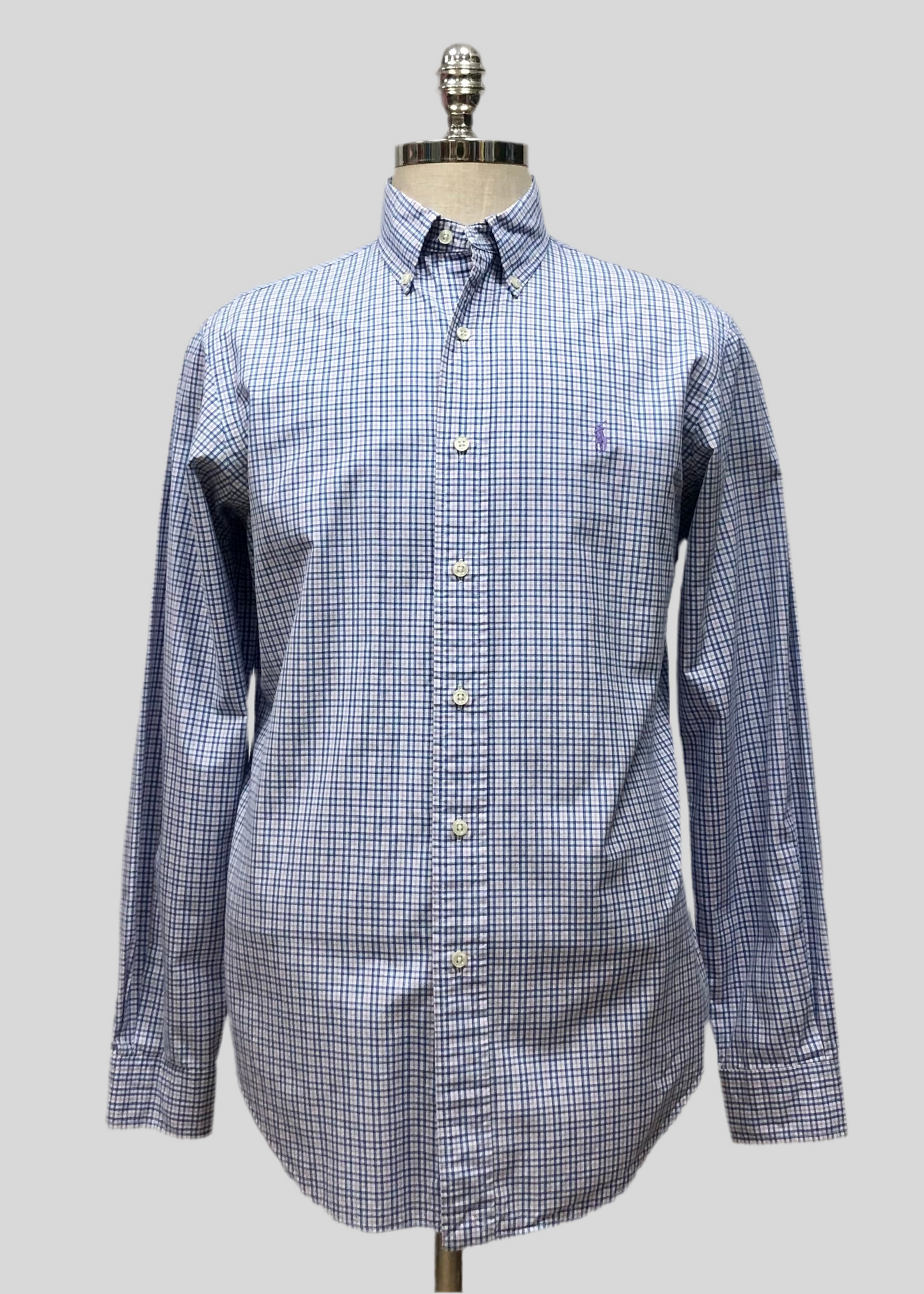 Camisa Polo Ralph Lauren 🏇🏼 color blanco con patron de cuadros lila y azul Talla M Entalle Clásico