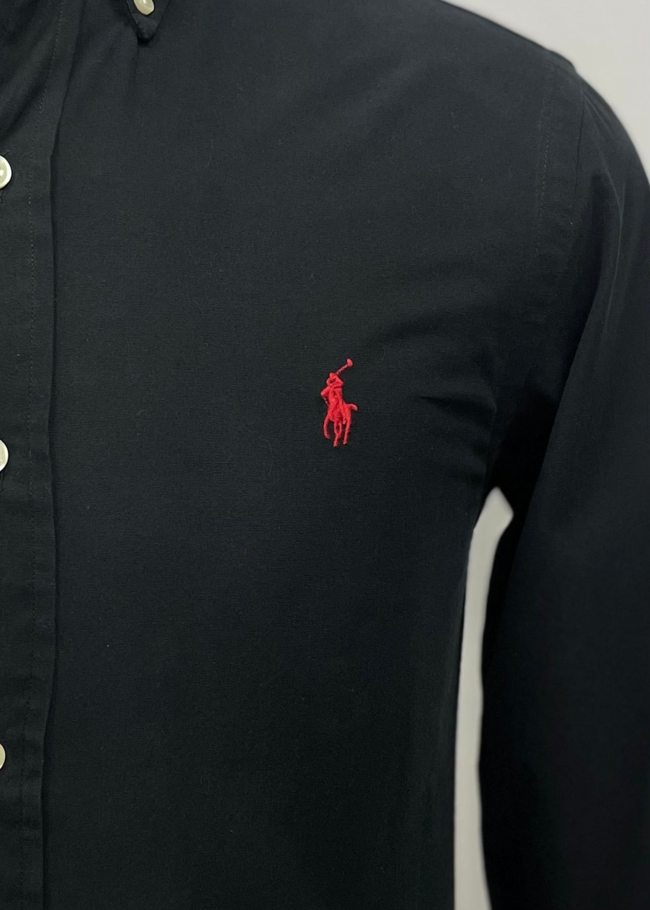 Camisa de botones Polo Ralph Lauren 🏇🏼 en color negro Talla S Entalle Slim Fit