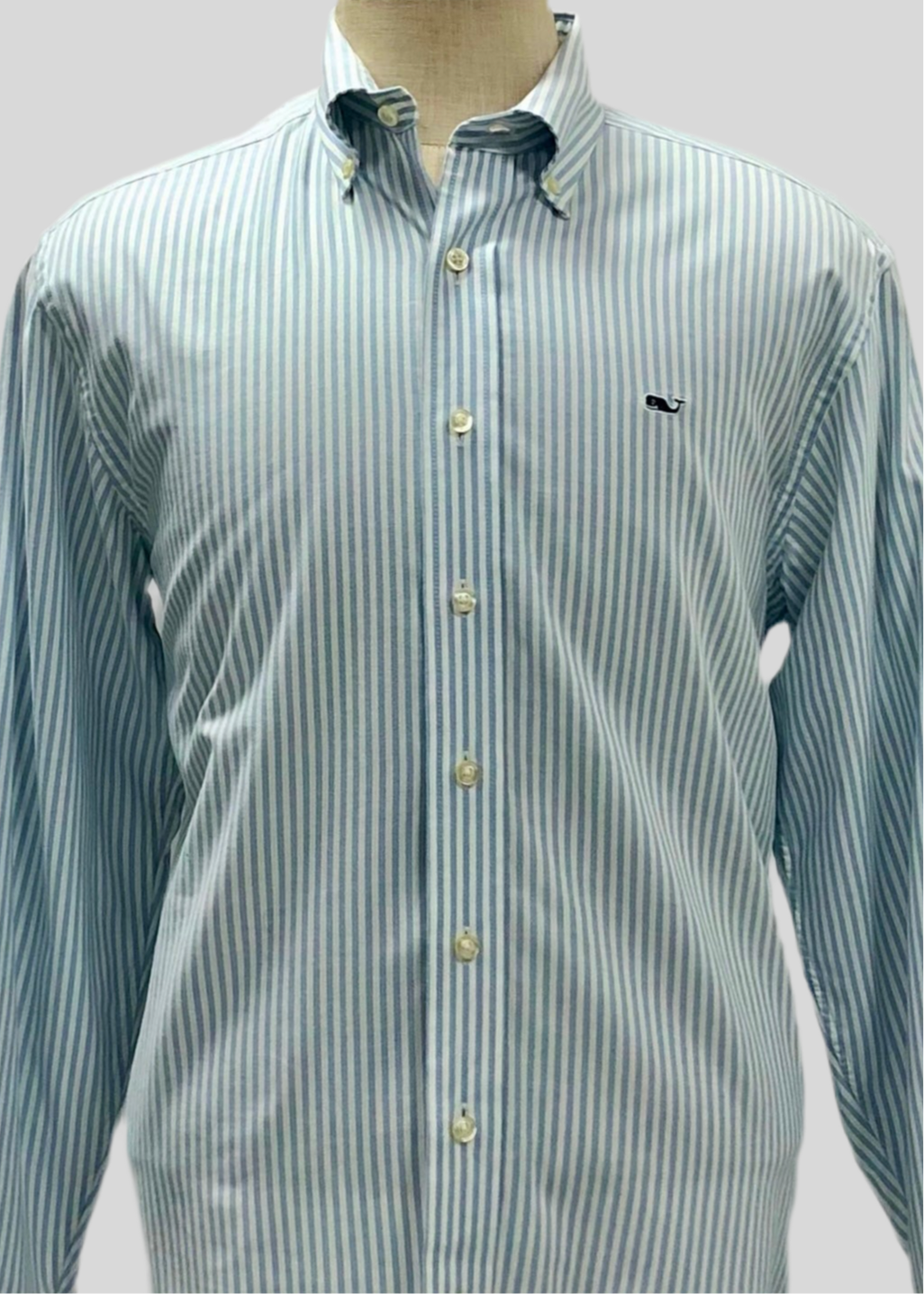 Camisa de botones Vineyard Vines 🐳 Oxford de rayas en color celeste y blanco Talla M Entalle Regular