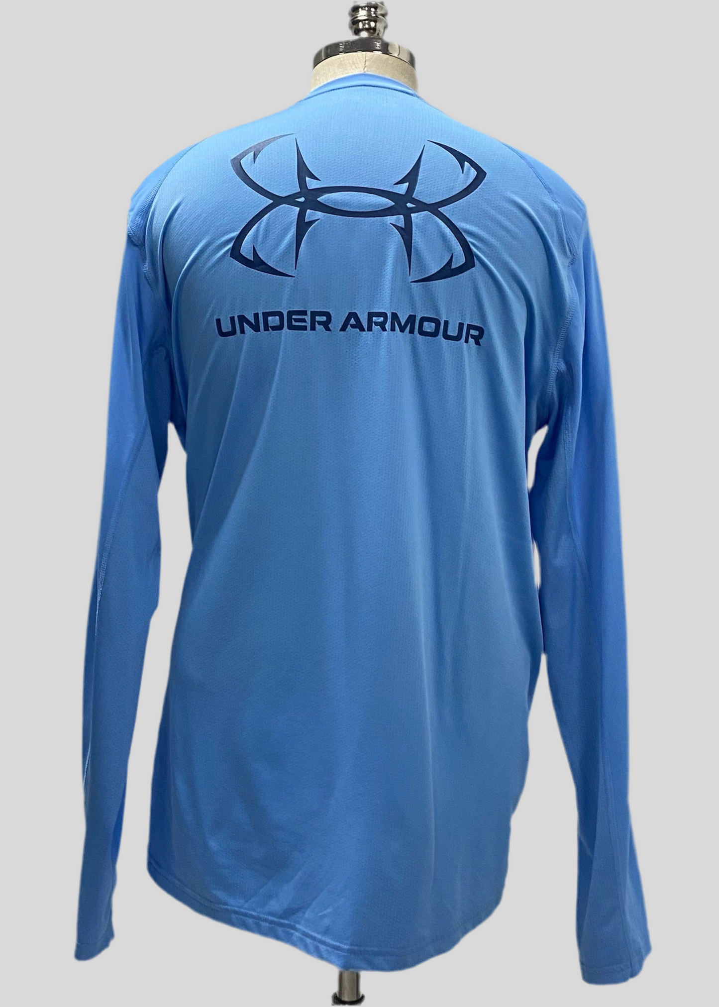 Camiseta cuello redondo Under Armour 🏋🏽 color celeste manga larga Talla XL