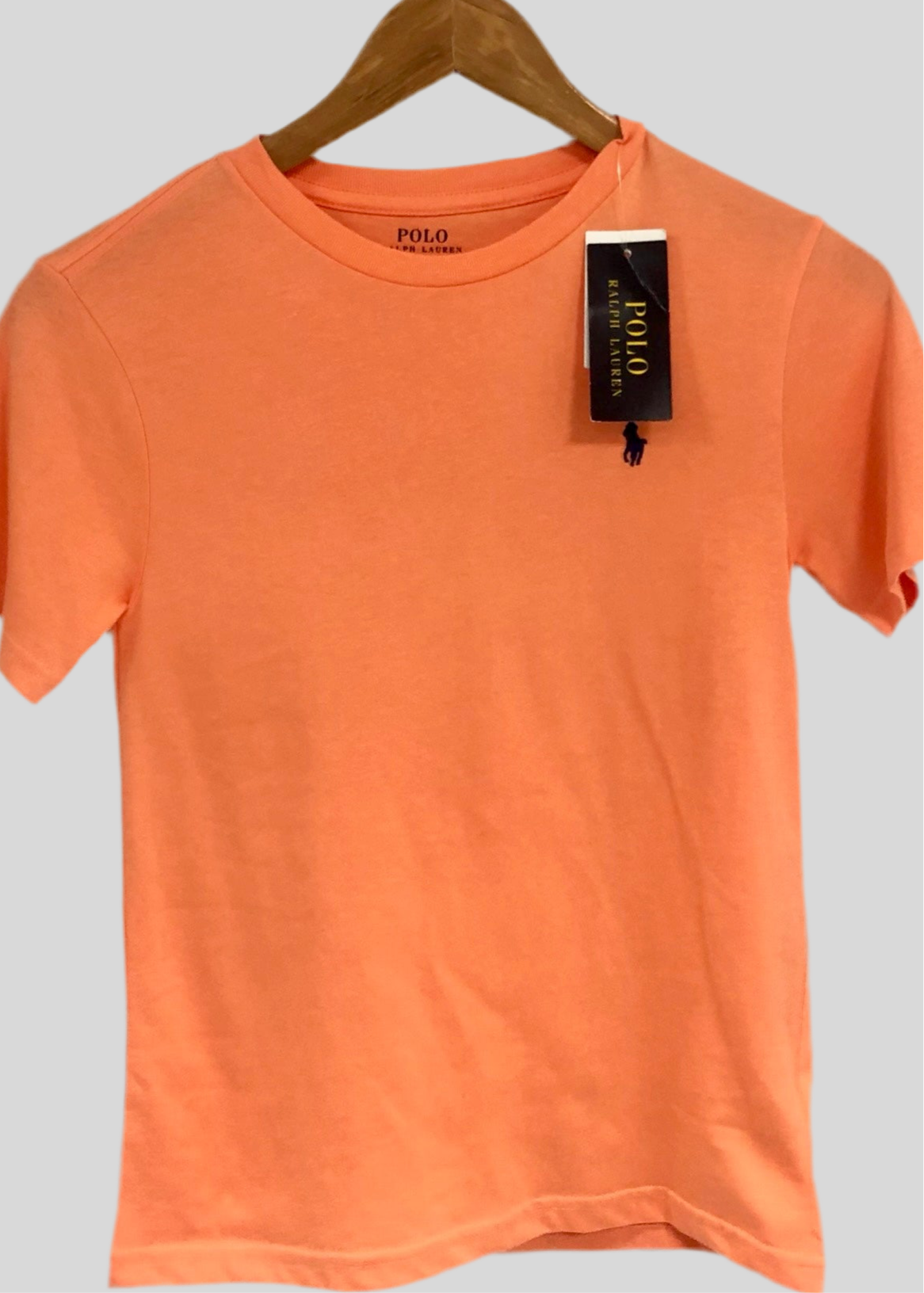Camiseta cuello redondo de niño Ralph Lauren 🏇🏼  color naranja y logo en color azul navy Talla S (8) Entalle Regular