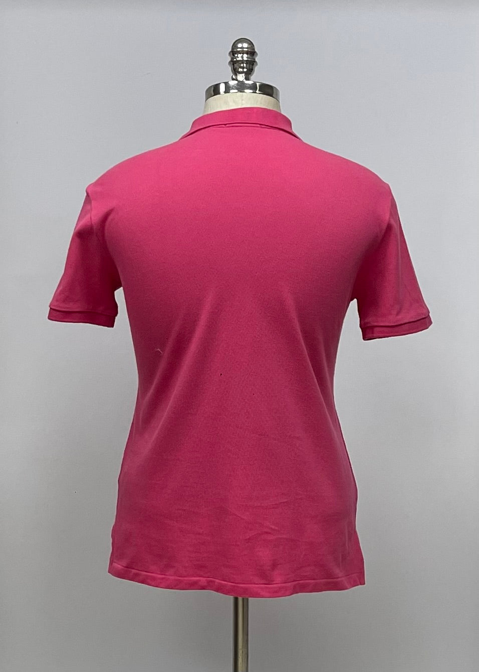 Camiseta Polo Ralph Lauren 🏇🏼color rosado intenso Talla M Entalle Custom Slim Fit