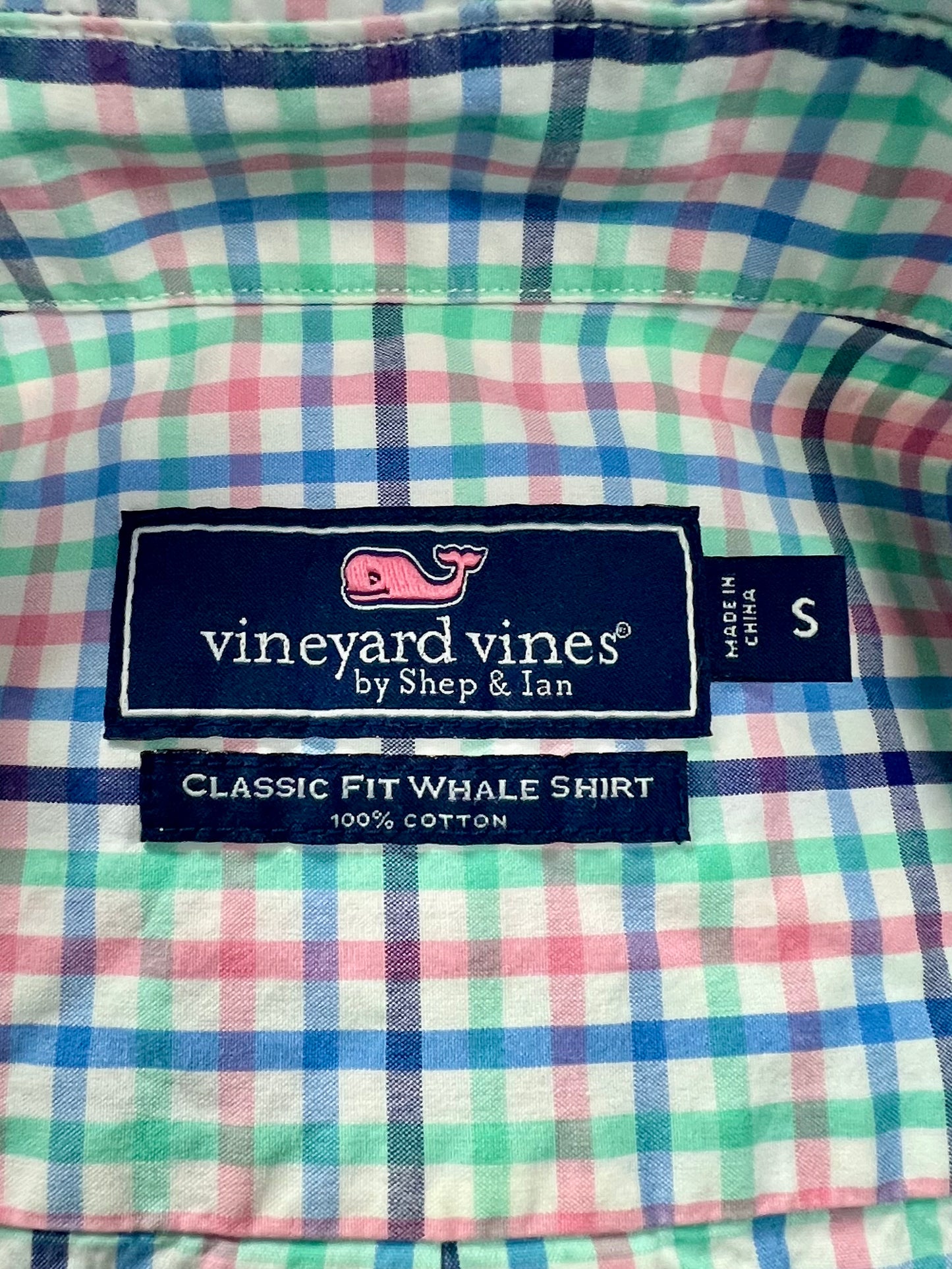 Camisa de botones Vineyard Vines 🐳 de cuadros en color turquesa, rosado, azul y blanco Talla S Entalle Clásico