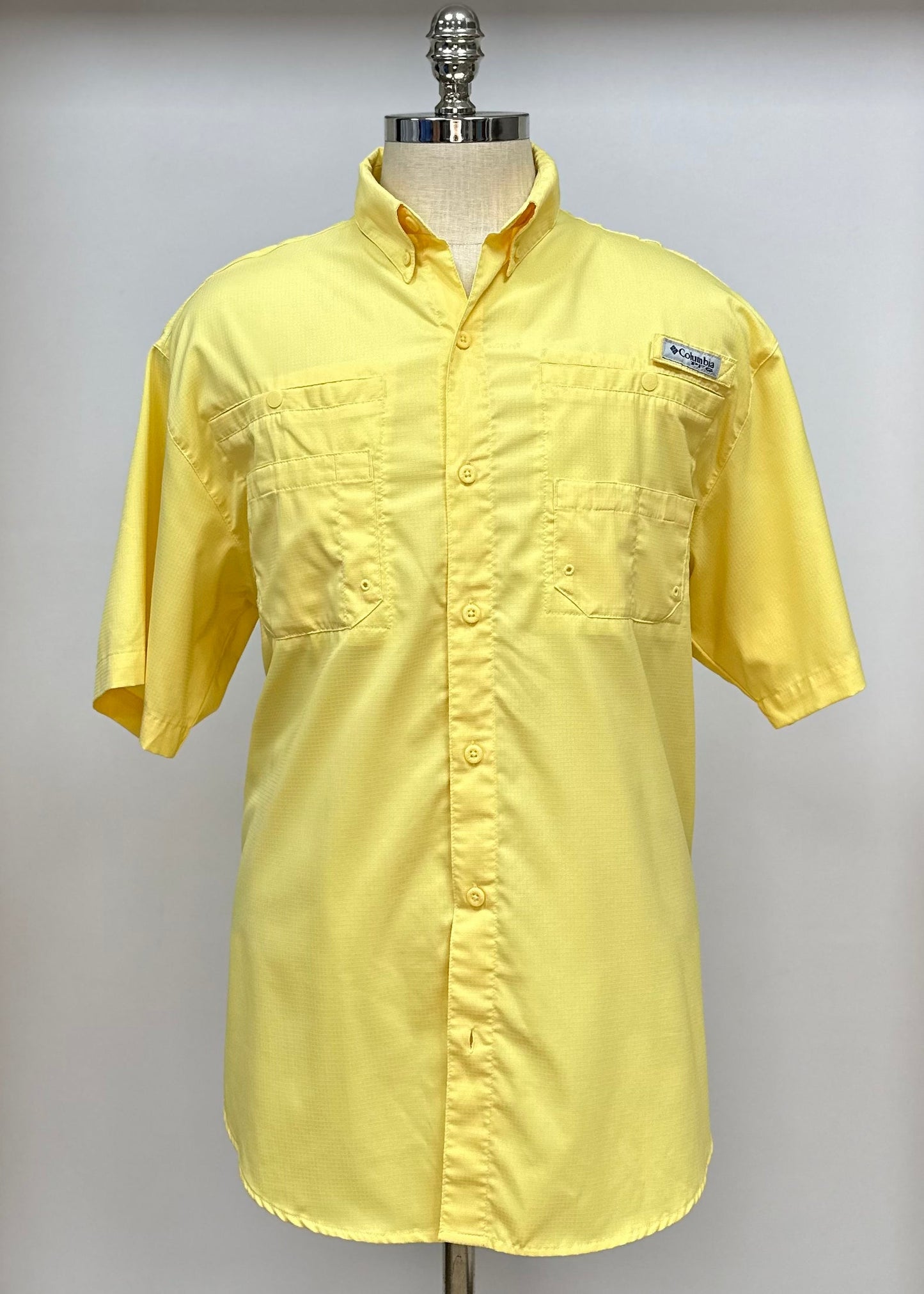 Camisa Columbia 🔹color amarillo con Omni Shade Manga corta Talla L