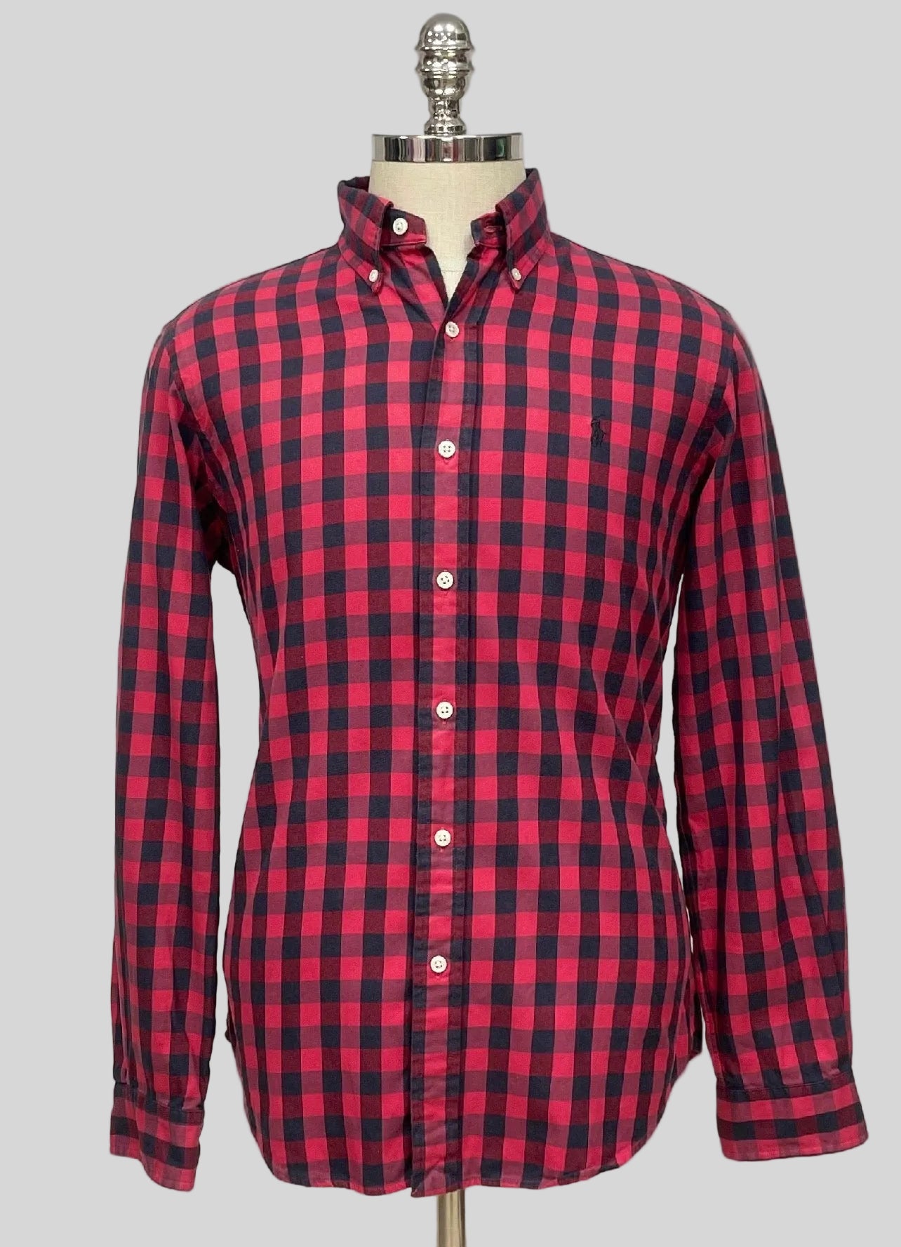 Camisa Polo Ralph Lauren 🏇🏼 Performance con patron de cuadros gingham rojo y negro Talla L Entalle Clásico