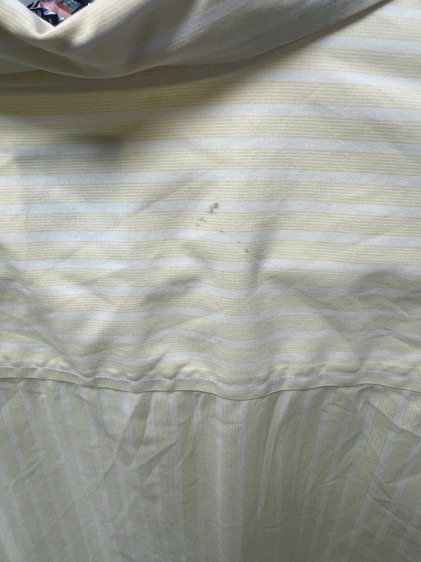 Camisa de mujer Brooks Brothers 🐑 de rayas en color amarillo y blanco Talla S Entalle Regular (ver descripción)