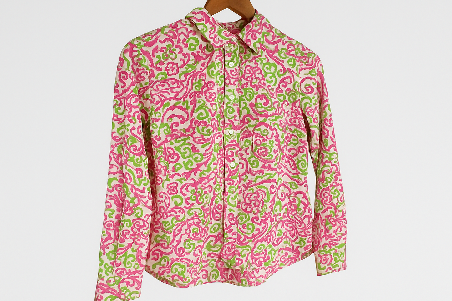 Blusa paisley rosa y verde en gancho