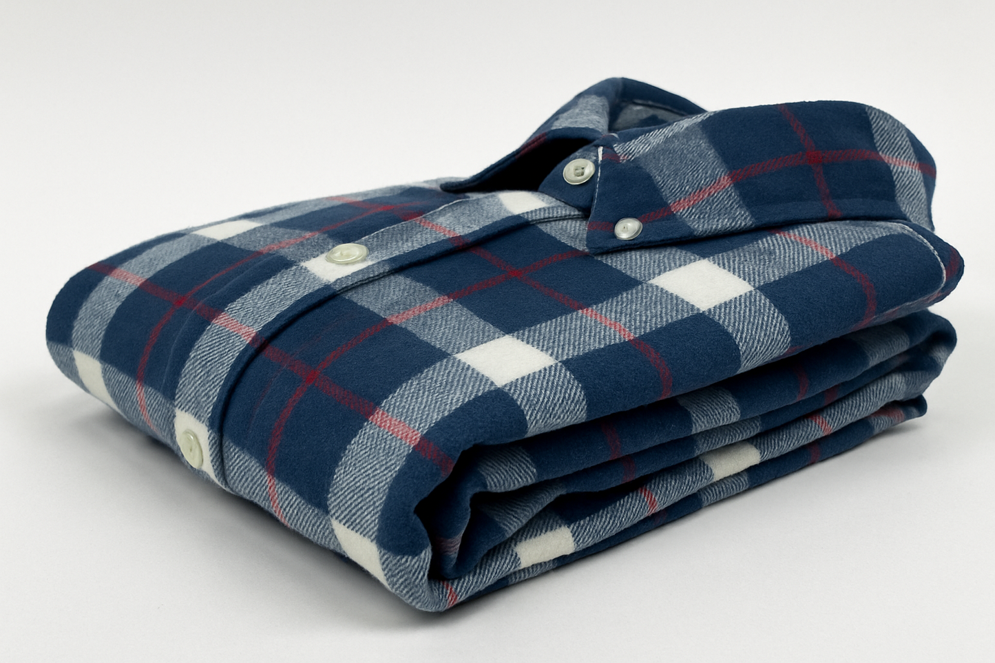 Camisa de cuadros para mujer doblada vista lateral