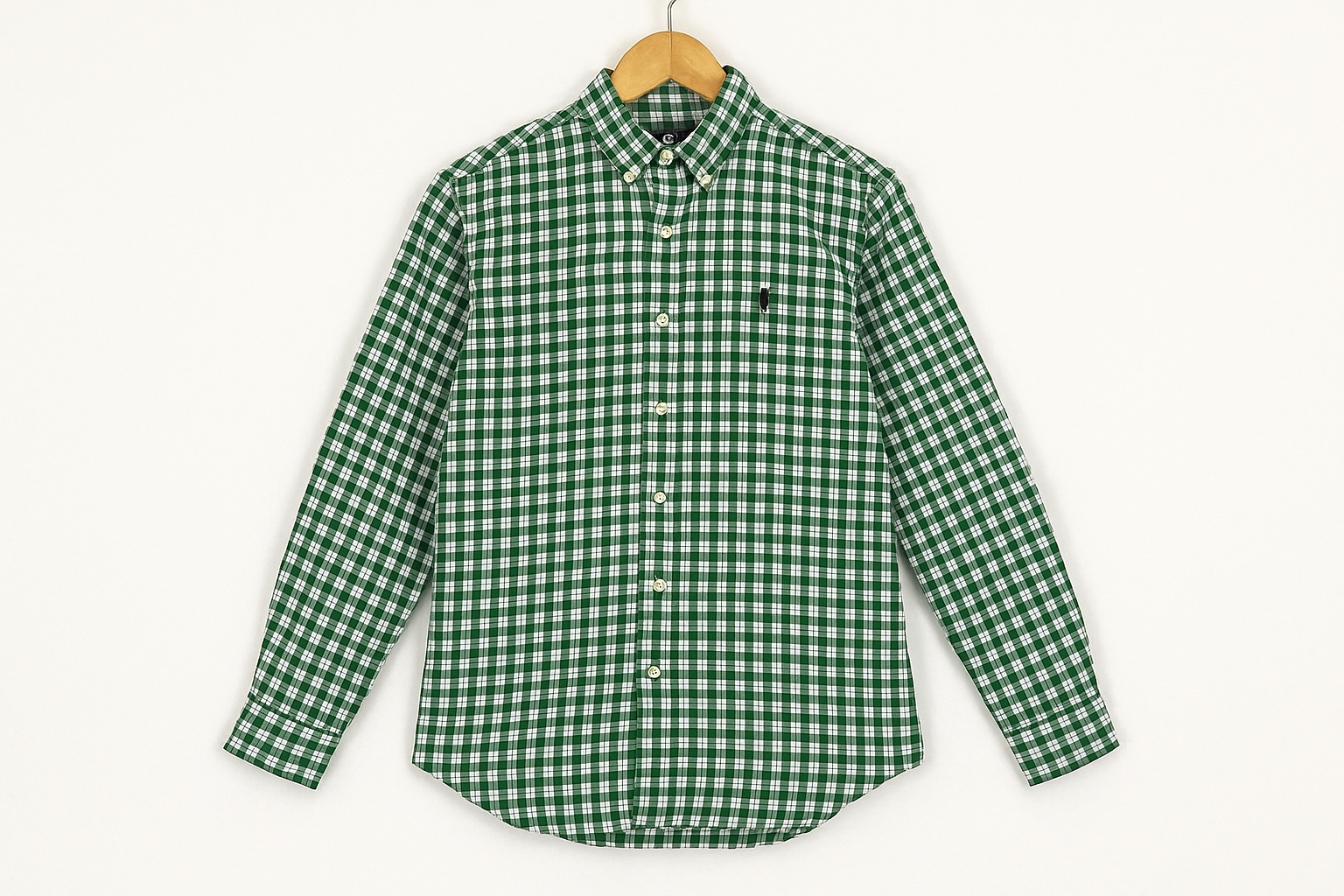 Camisa en gancho vista frontal