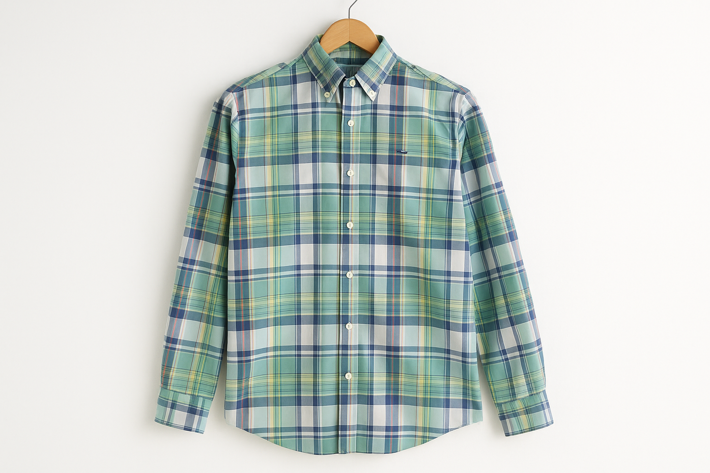 Camisa en gancho vista frontal